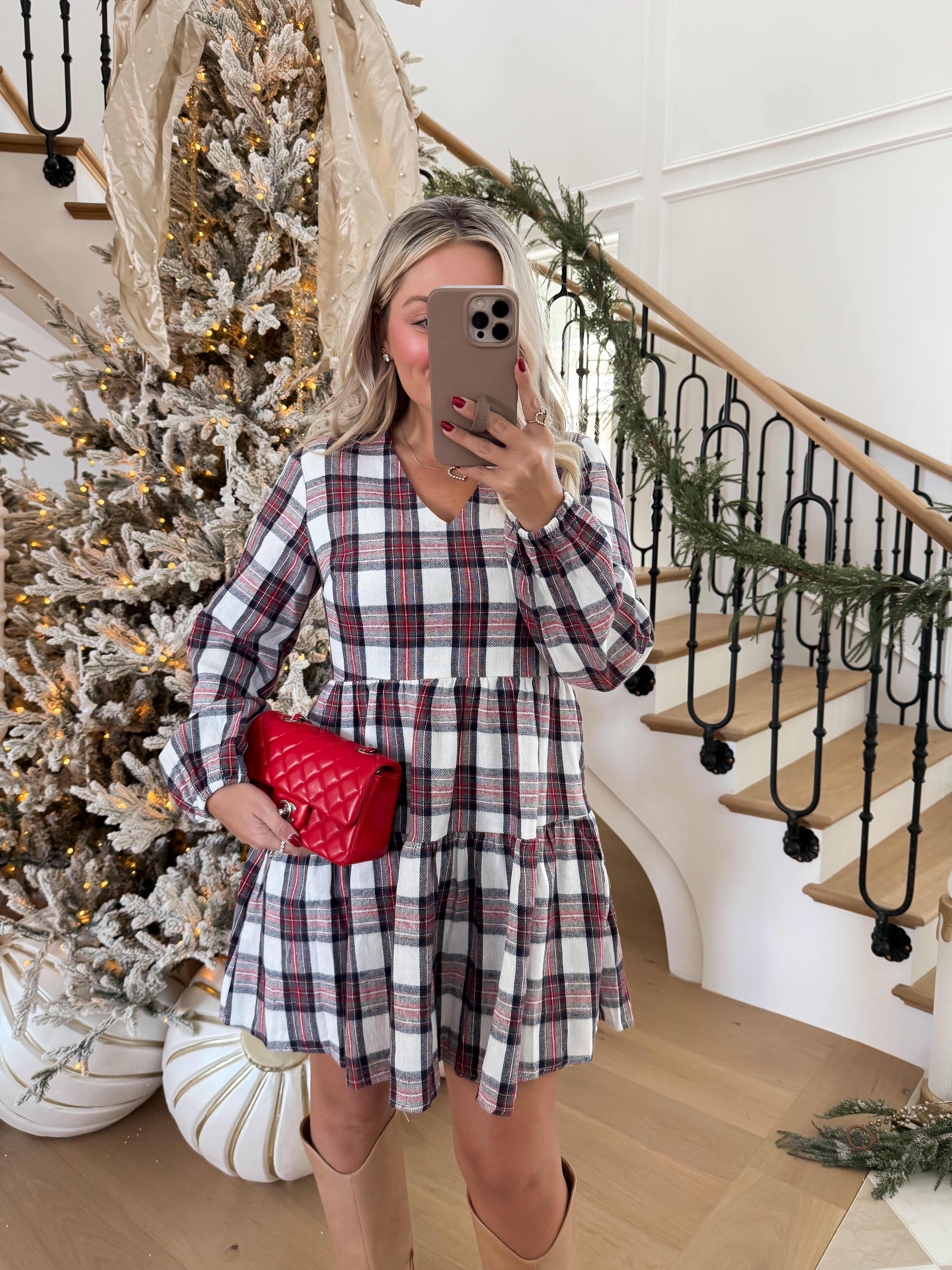 Plaid holiday dress 

#LTKCyberWeek #LTKHoliday #LTKGiftGuide