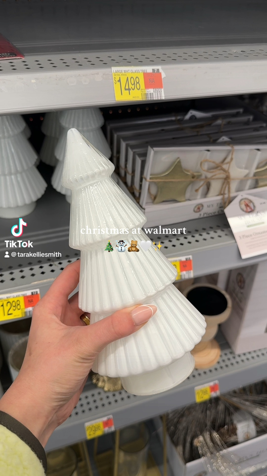 Christmas home decor at walmart is an absolute sleighhh this season! Linked everything I picked up 🖤🫶🏼 

#LTKHoliday #LTKhome #LTKSeasonal