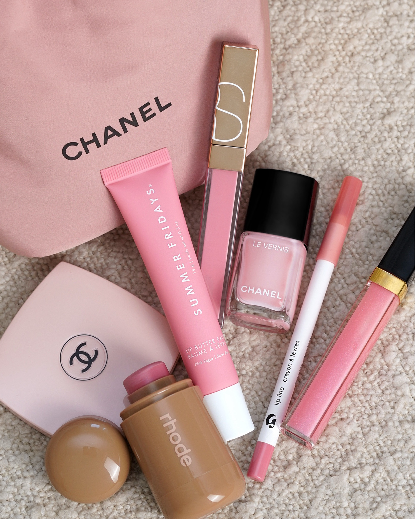 Rhode Pocket Blush in Piggy
Summer Fridays Lip Butter Balm in Pink Sugar
NARS Lip Gloss in Turkish Delight
Chanel Le Vernis Skieuse
Glossier Lip Liner in Hold
Chanel Rouge Coco Gloss 728

#LTKBeauty
