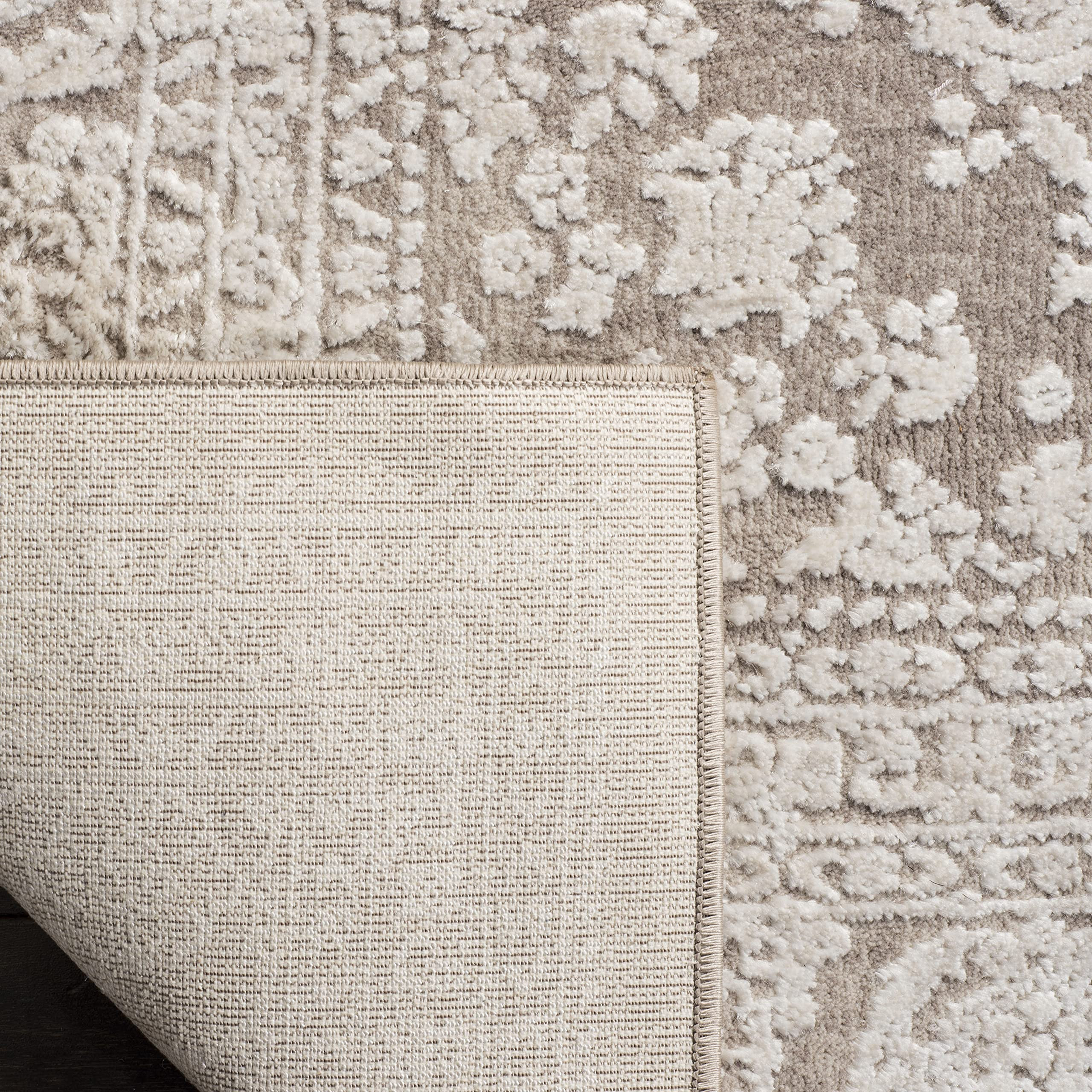 SAFAVIEH Reflection Collection 8' Square Beige/Cream RFT668A Boho Tribal Distressed Living Room D... | Amazon (US)