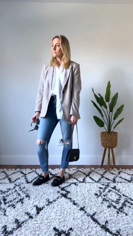 Winter outfits. Loafers. Fall outfits. Casual outfits. Blazer. Straight leg jeans. White button down. Outfit of the day. Affordable style. Black crossbody chain purse. Abercrombie. H&M. 

Blazer: Small
Straight leg jeans: 4/27
Loafers: 9

#LTKunder100 #LTKstyletip #LTKSeasonal