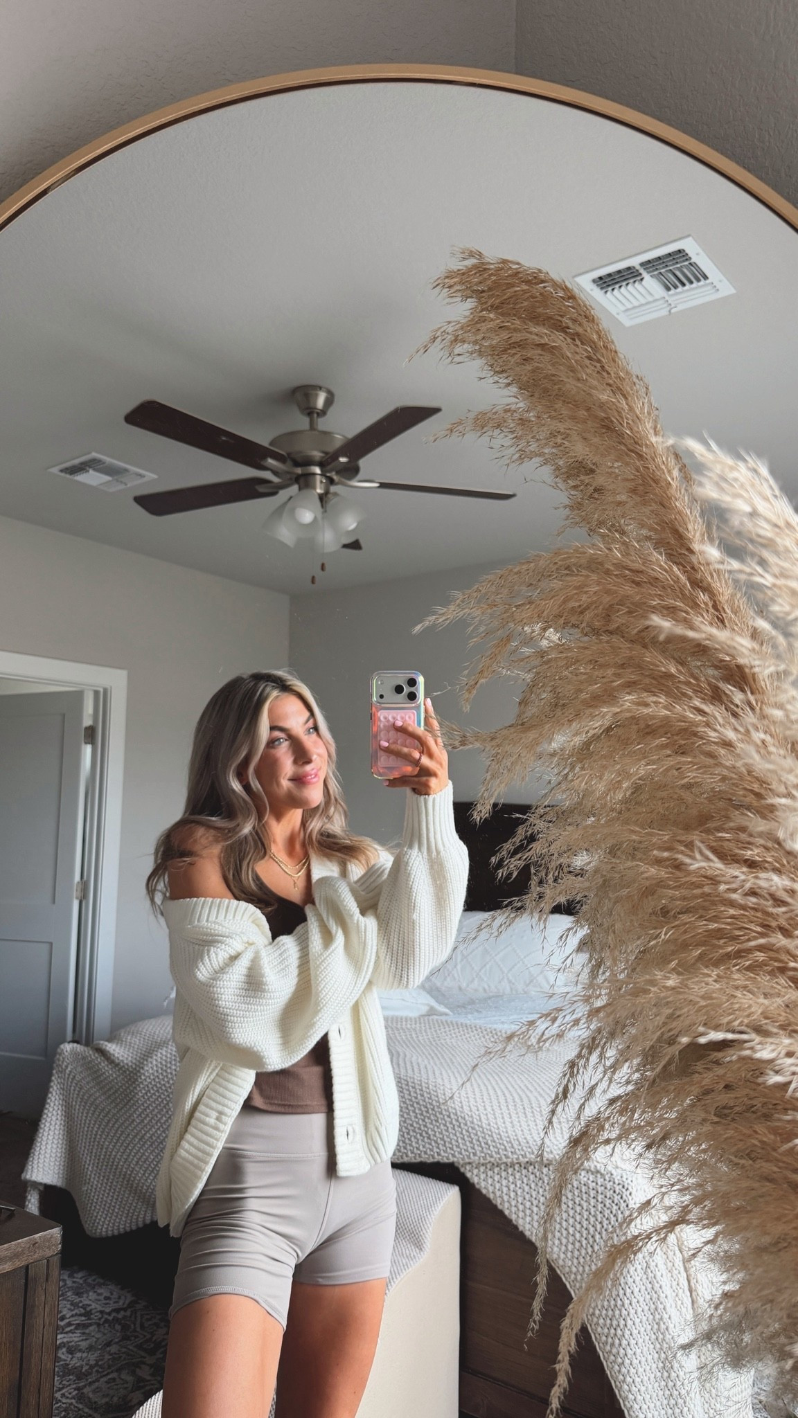 wearing a large in this amazon cardigan that’s so comfy! wearing a small in the bra tank underneath - also amazon!

#LTKdayinmylife #LTKgrwm #LTKootd