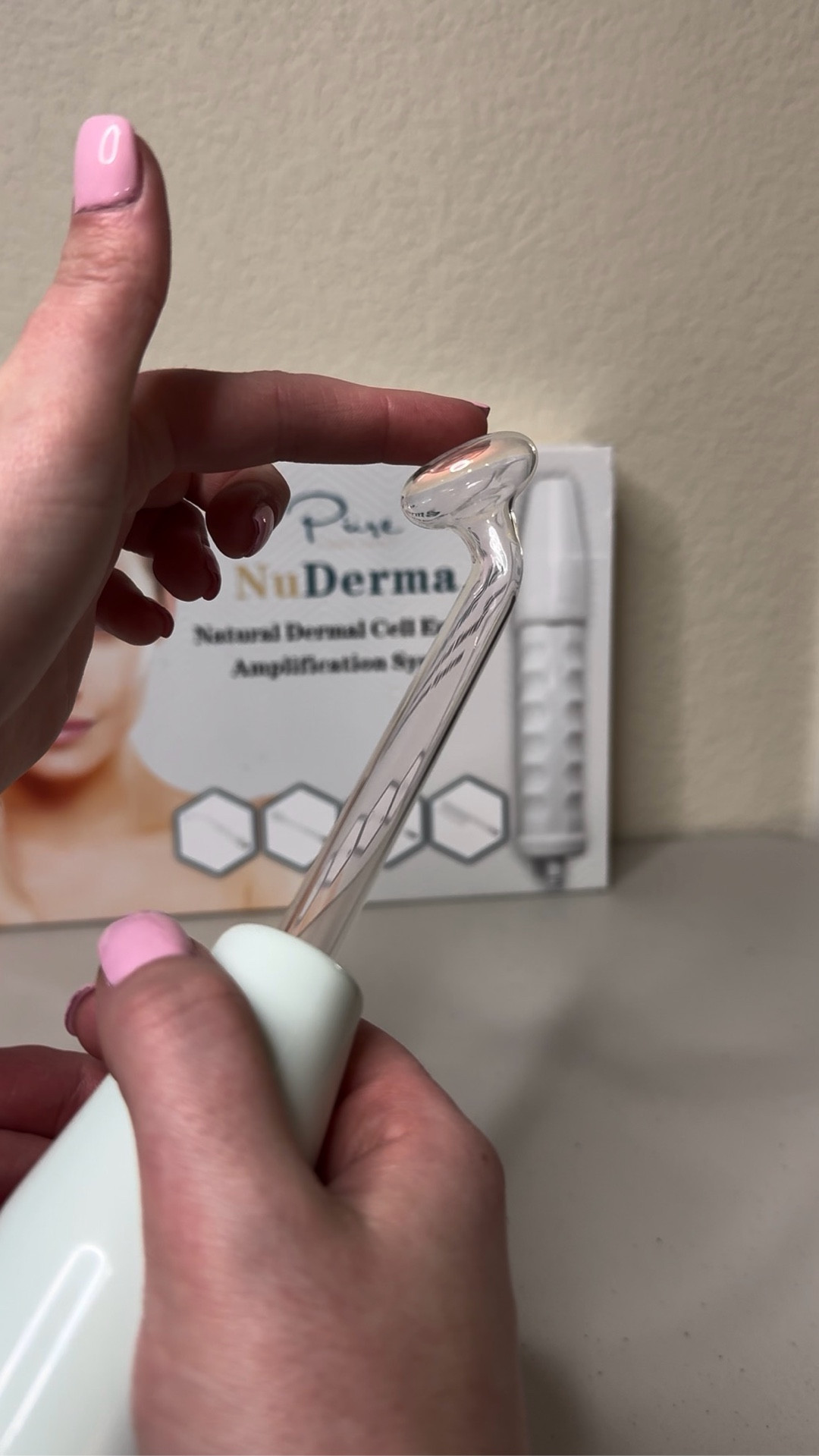 The High Frequency Wand is such a game changer for my acne, especially having it at home for daily use! 😍🙌🏼✨🧖🏻‍♀️ #highfrequencies #highfrequencymachine #highfrequencyfacial #highfrequencywand #highfrequency 


#LTKBeauty #LTKselfcare #LTKmorningroutine