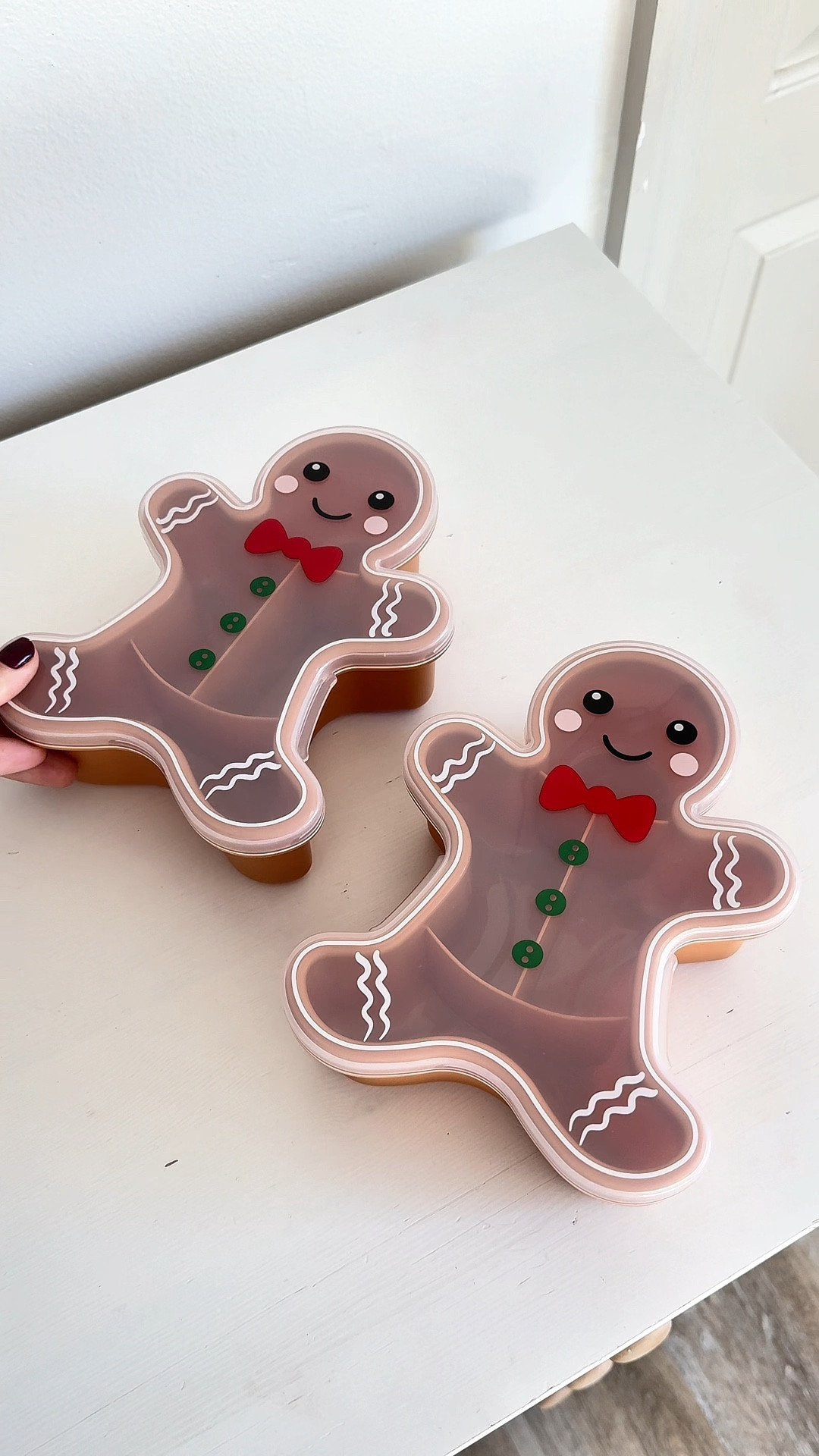 The viral Christmas containers are fully back in stock! Perfect for Christmas gifts, movie nights, snack containers! 

#LTKHoliday #LTKKids #LTKGiftGuide

#LTKGiftGuide #LTKSeasonal #LTKHoliday