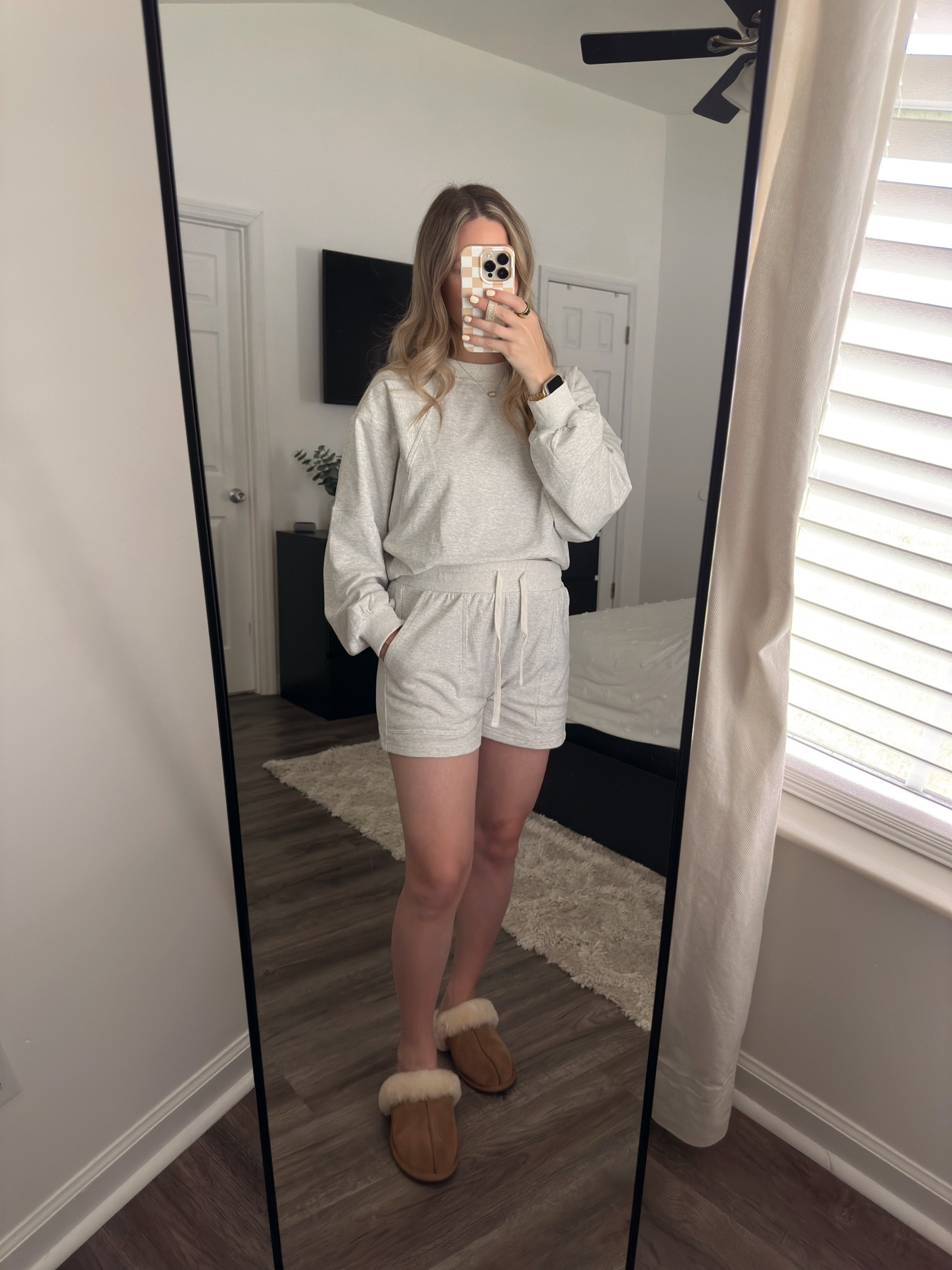 Love the fit of this gray amazon lounge set! Im wearing a size small.

#LTKFindsUnder50 #LTKStyleTip #LTKBump