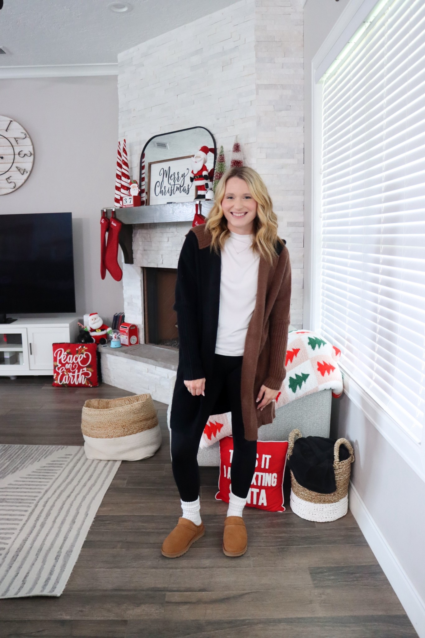 Loving this comfy cardigan from Amazon! So soft and cozy and has a hood! 

#LTKSeasonal #LTKHoliday #LTKootd