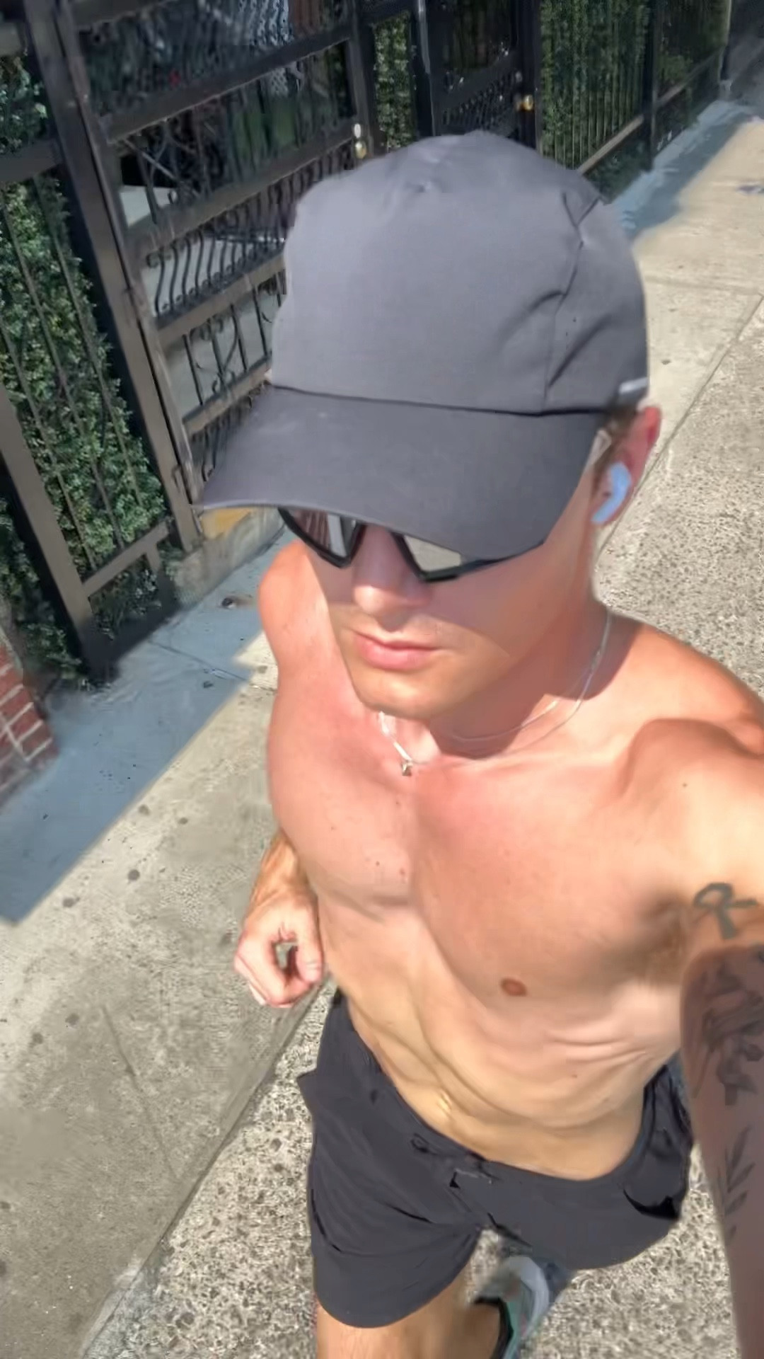 Come along for my hybrid workout today!

#LTKGiftGuide #LTKshoecrush #LTKfitness