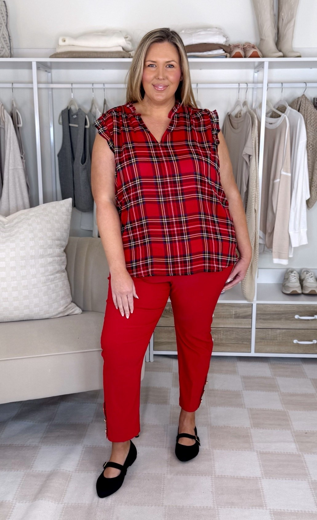Wearing a 18/20 in the top and 20 in the bottoms!

Plus size fashion, holiday outfit ideas, midsize fashion, everyday outfit ideas, mom style, lane Bryant haul, what to wear holidays

#LTKMidsize #LTKPlusSize #LTKOver40