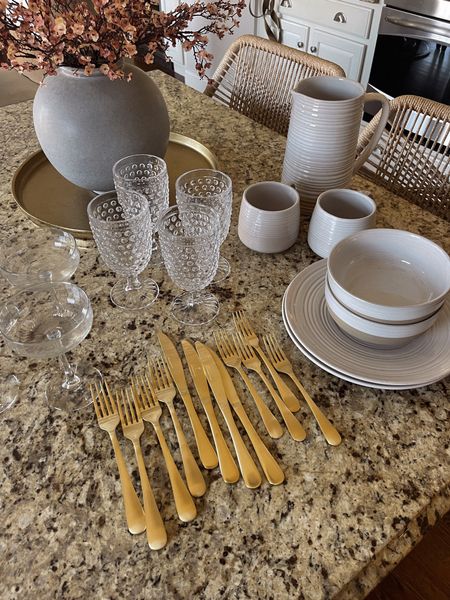 Thanksgiving tablescape, dinnerware, gold silverware, mugs, dish set, holiday table, home decor, decorating ideas 

#LTKSeasonal #LTKHoliday #LTKhome