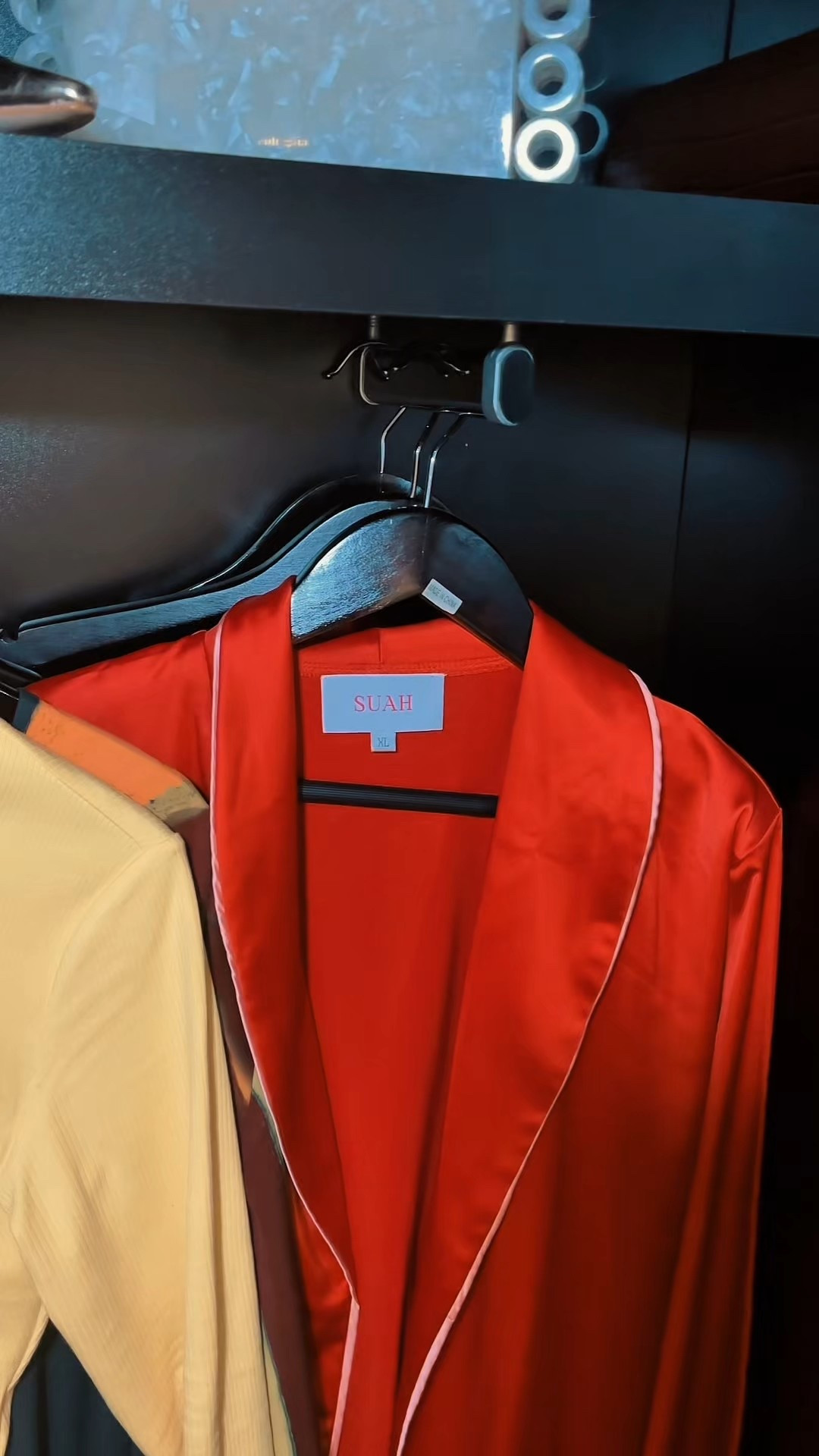 Unpack with me in London! 

From statement pieces by @kaicollective to a few travel staples I swear by this suitcase tells a story. Think bold silhouettes, intentional layers, and accessories that do the heavy lifting. London style, but make it personal.


#LTKdayinmylife #LTKTravel #LTKootd