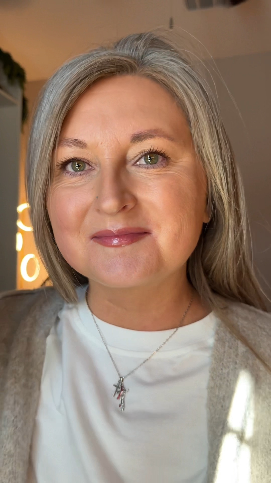 Bored in the house ❄️ bored in the house ❄️ bored.
So obviously I decided to do my makeup for absolutely no reason. Let’s get ready to do nothing.

#grwm #boredinthehouse #winterstorm #makeuproutine #beautyinmy40s

#LTKgrwm #LTKselfcare #LTKBeauty