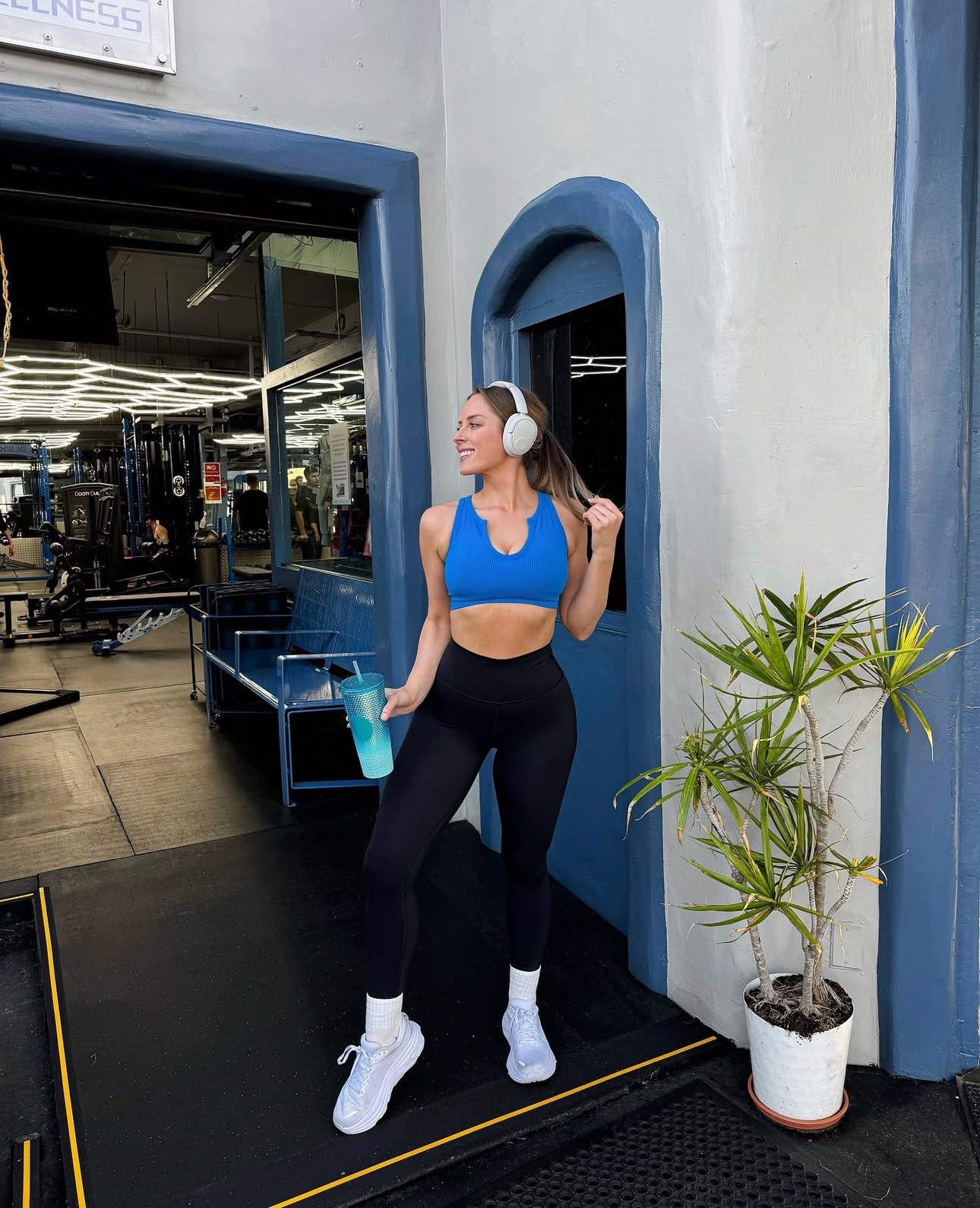 Obsessed with this gym fit! 💙

#LTKShoeCrush #LTKFindsUnder50 #LTKActive