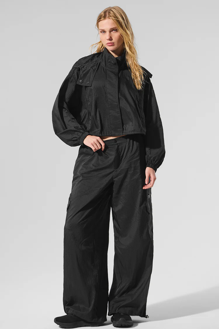 Cropped Game Time Full Zip Jacket - Black | Alo Yoga (US)