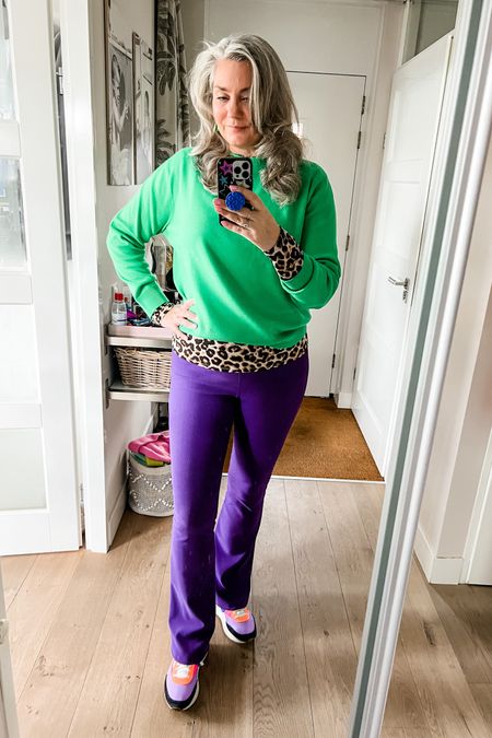 Ootd - Sunday. Purple rib flare legging from Costes (L), leopard long sleeve top (old) and green knitted sweater. Puma sneakers. 



#LTKstyletip #LTKeurope #LTKmidsize