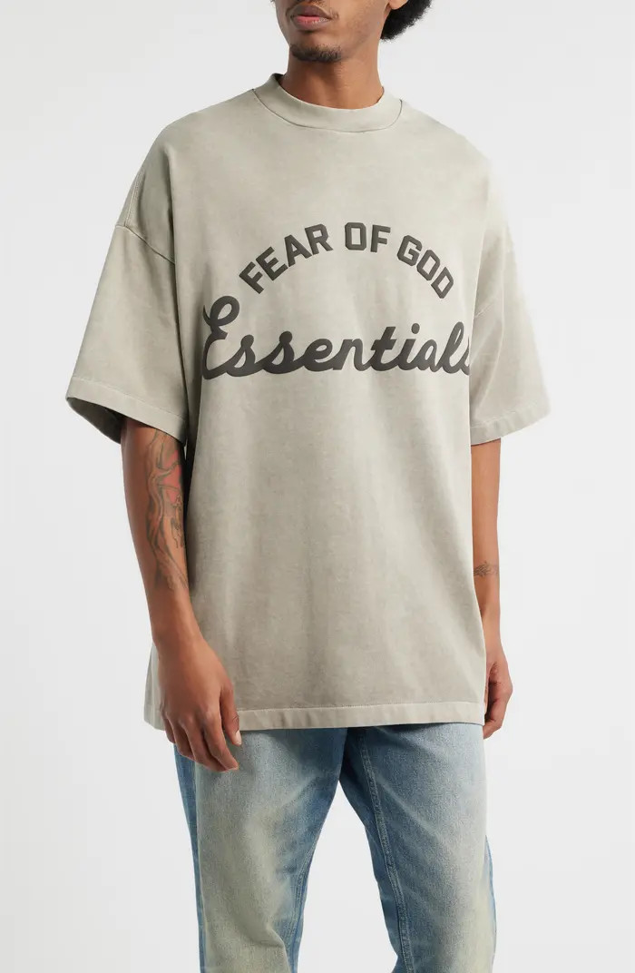 Training '90s Short Sleeve Logo Graphic T-Shirt | Nordstrom