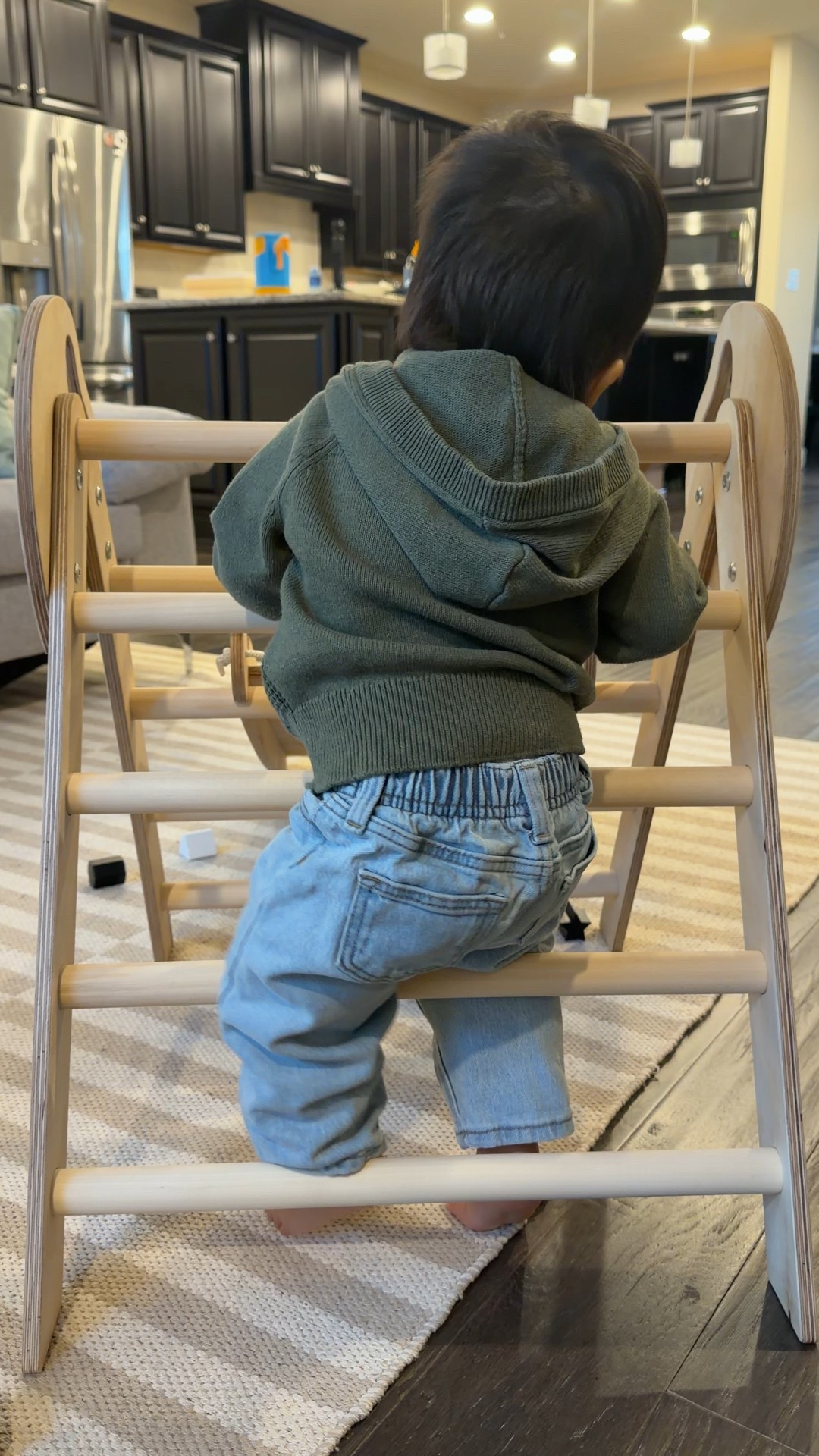 These baby jeans, are you kidding!? #toddleroutfits #outfitinspo #boymom

#LTKKids #LTKBaby #LTKSaleAlert