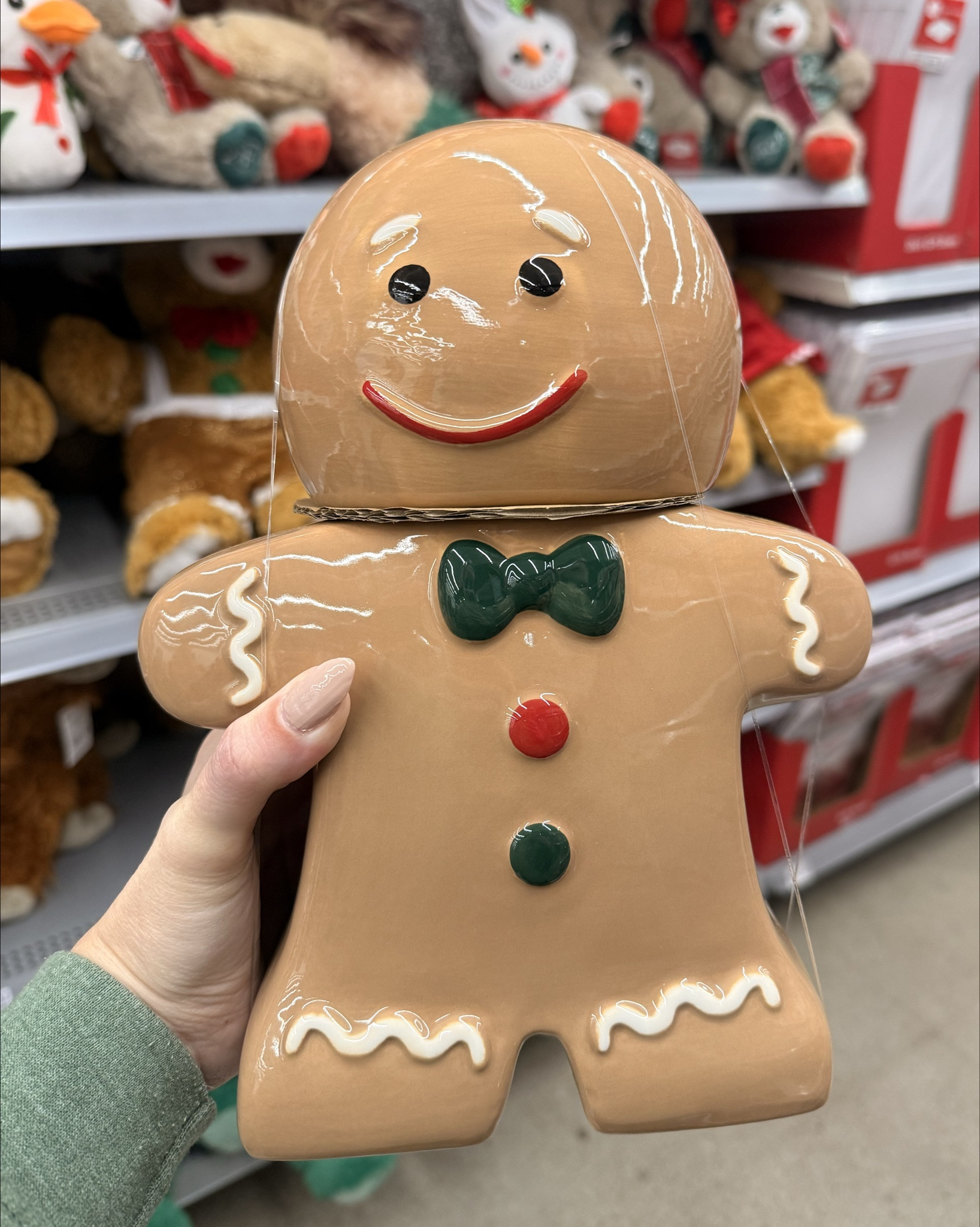 These cookie jars are flying off of the shelves at my local Walmart - and for good reason! I mean seriously - could they be any sweeter? 🥰

#LTKFindsUnder50 #LTKHoliday #LTKSeasonal