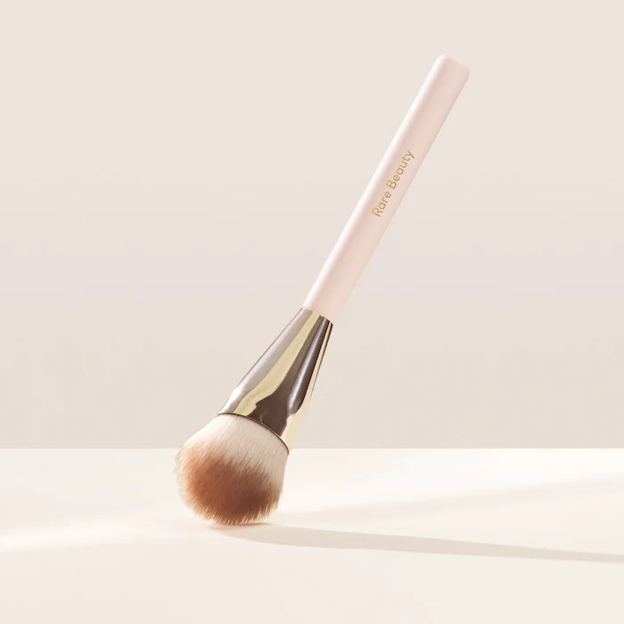 Soft Pinch Blush Brush | Sephora (US)