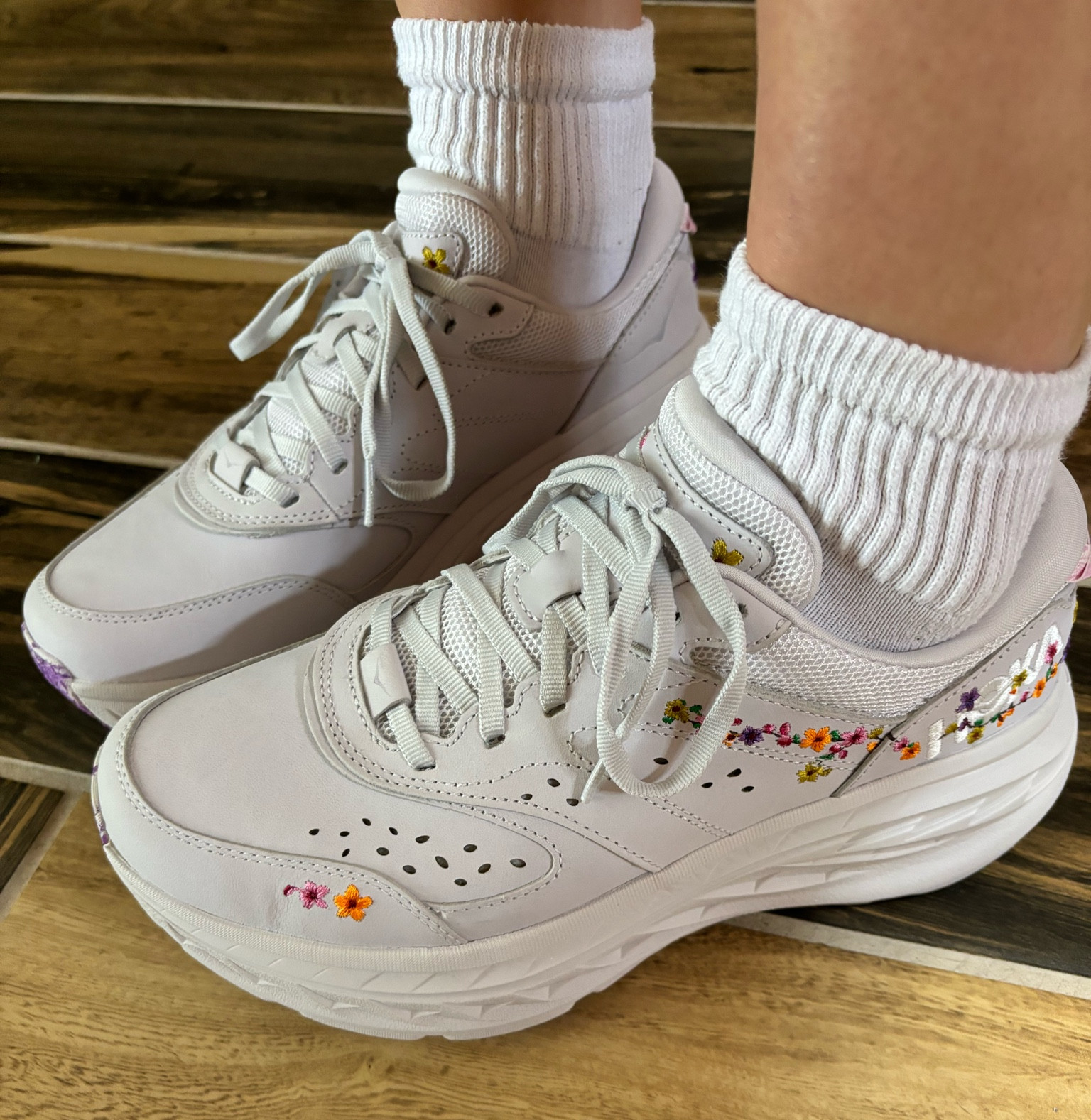 The most perfect summer sneaks! 🌸🌻💐 hoka x free people!!!

#LTKShoeCrush #LTKActive #LTKSeasonal
