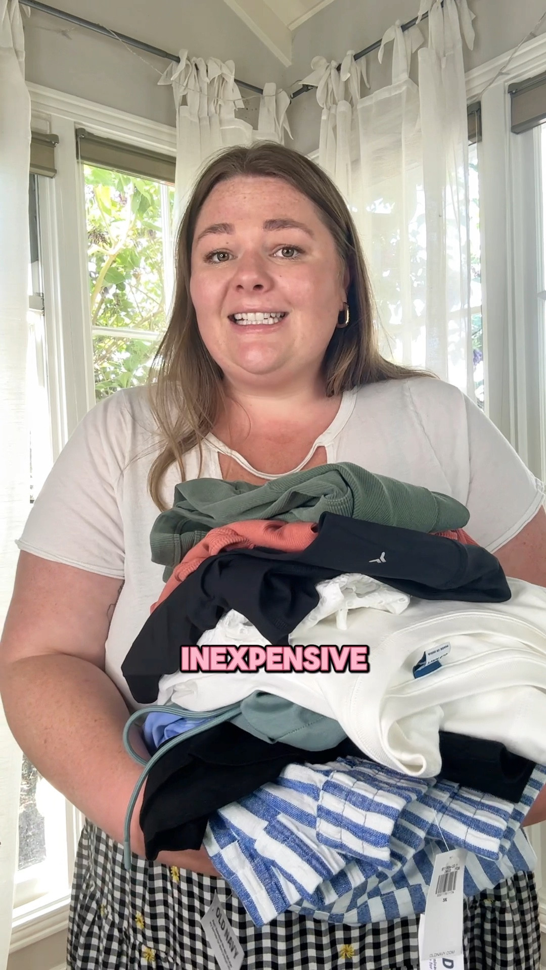 OLD NAVY HAUL! I got a 3x in everything but I would definitely size down in the linen!
Plus size fashion | curvy summer style

#LTKFindsUnder50 #LTKMidsize #LTKPlusSize