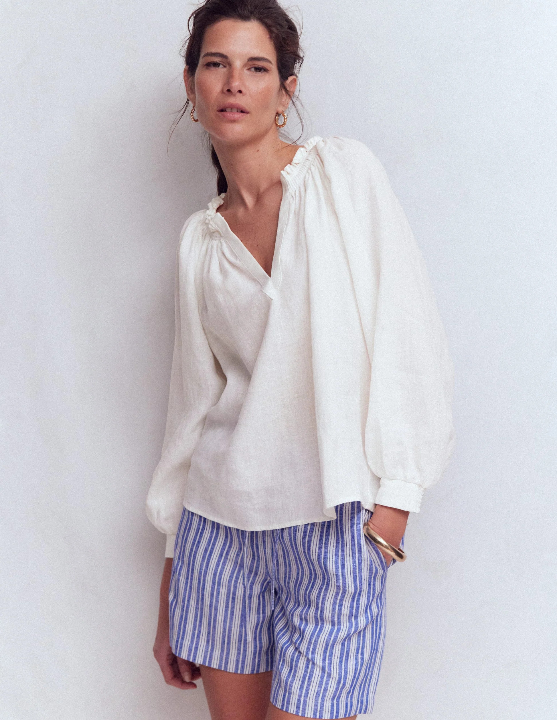 Serena Pleat Neck Linen Top-Chambray | Boden (US)