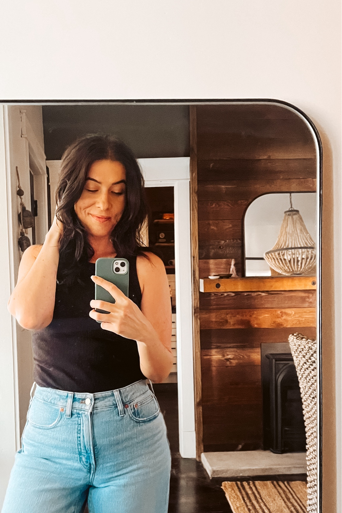 It’s a big day…wearing wide leg jeans for the first time in like 25 years 😂

Loving these high waisted cropped wide leg jeans!

High waisted jeans
Madewell jeans
Jeans and black tank top


#LTKStyleTip #LTKxMadewell