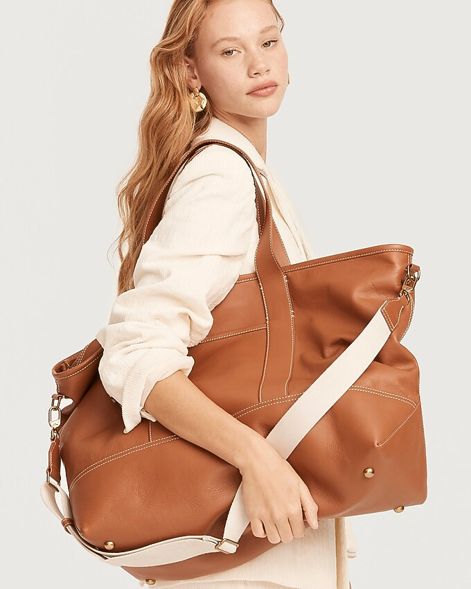 Weekender Montauk tote in leather | J. Crew US