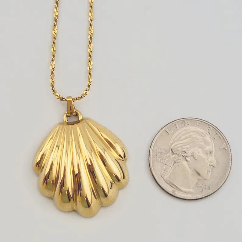 Vintage \u00a9Monet Shell Pendant and Chain: Polished Gold Tone | Etsy (Global)