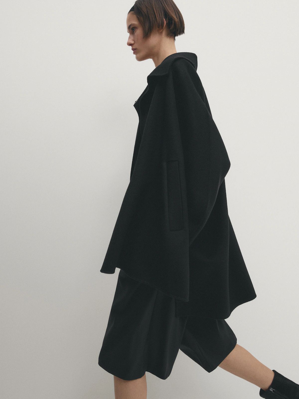 Black wool blend cape coat | Massimo Dutti (US)