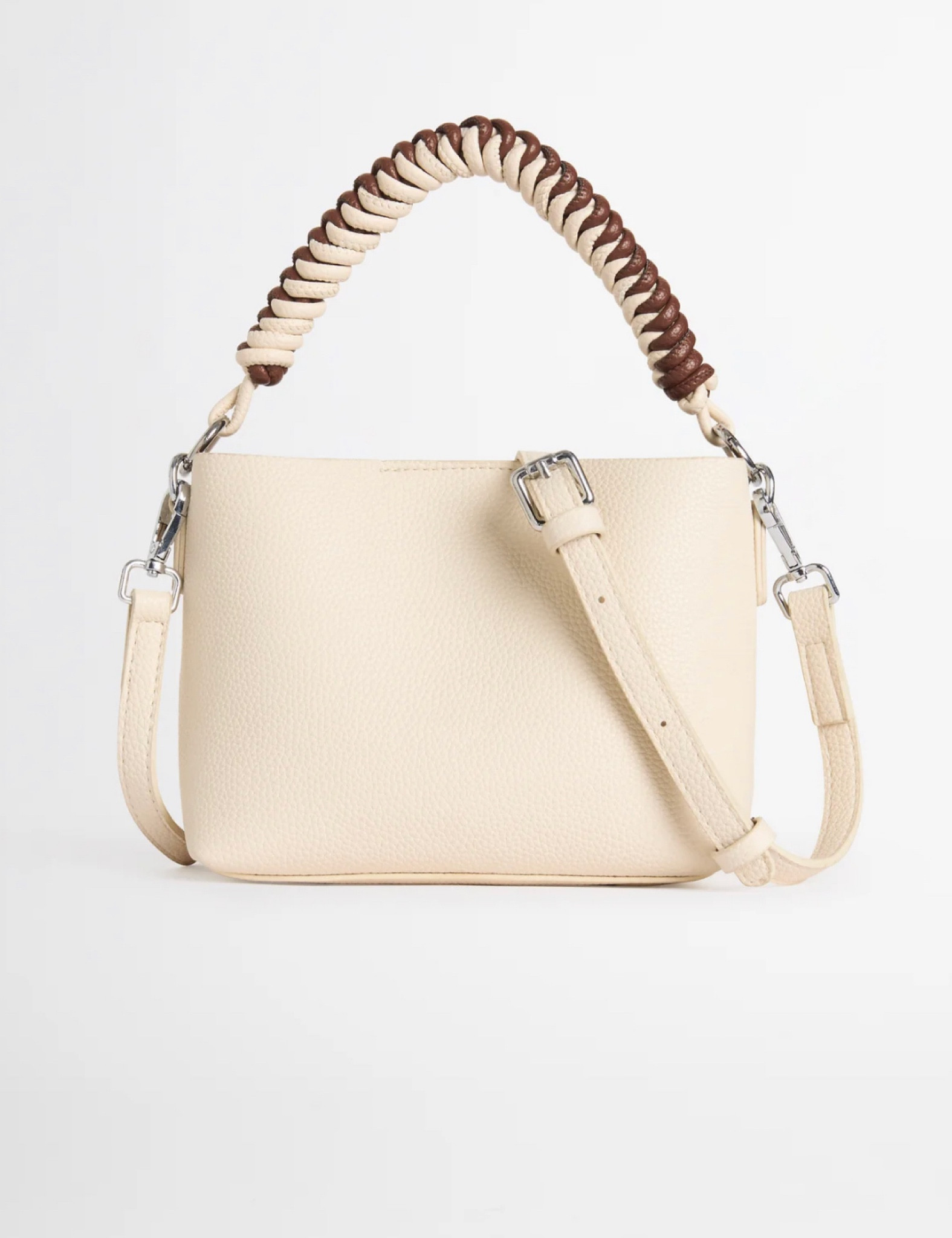 Simple. Understated. Chic. Ticks all the boxes 

#LTKitbag #LTKaustralia