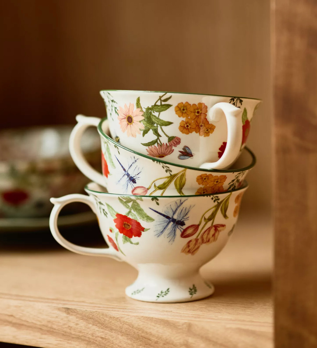 Afternoon tea, but make it magical 🫖🌸 The Anthropologie Eden Stoneware Teacups & Dessert Plates are crafted from beautiful stoneware and feature delicate handpainted greenery, florals, and the sweetest little woodland creatures. Such a charming, storybook-inspired addition to your table — perfect for brunch gatherings, tea parties, or a cozy dessert moment at home 🤍✨

#AnthropologieHome #TeaTimeAesthetic #TabletopInspo #CharmingHome #LTKHome #EntertainingAtHome 

 #LTKdayinmylife #LTKfoodie #LTKHome