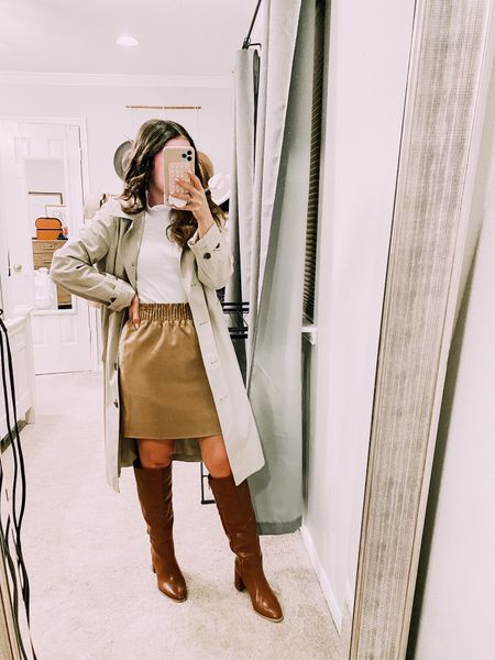 Office OOTD! My skirt is v old from JCrew but its a closet staple! I've linked a few similar options to recreate the look.

#LTKshoecrush #LTKworkwear