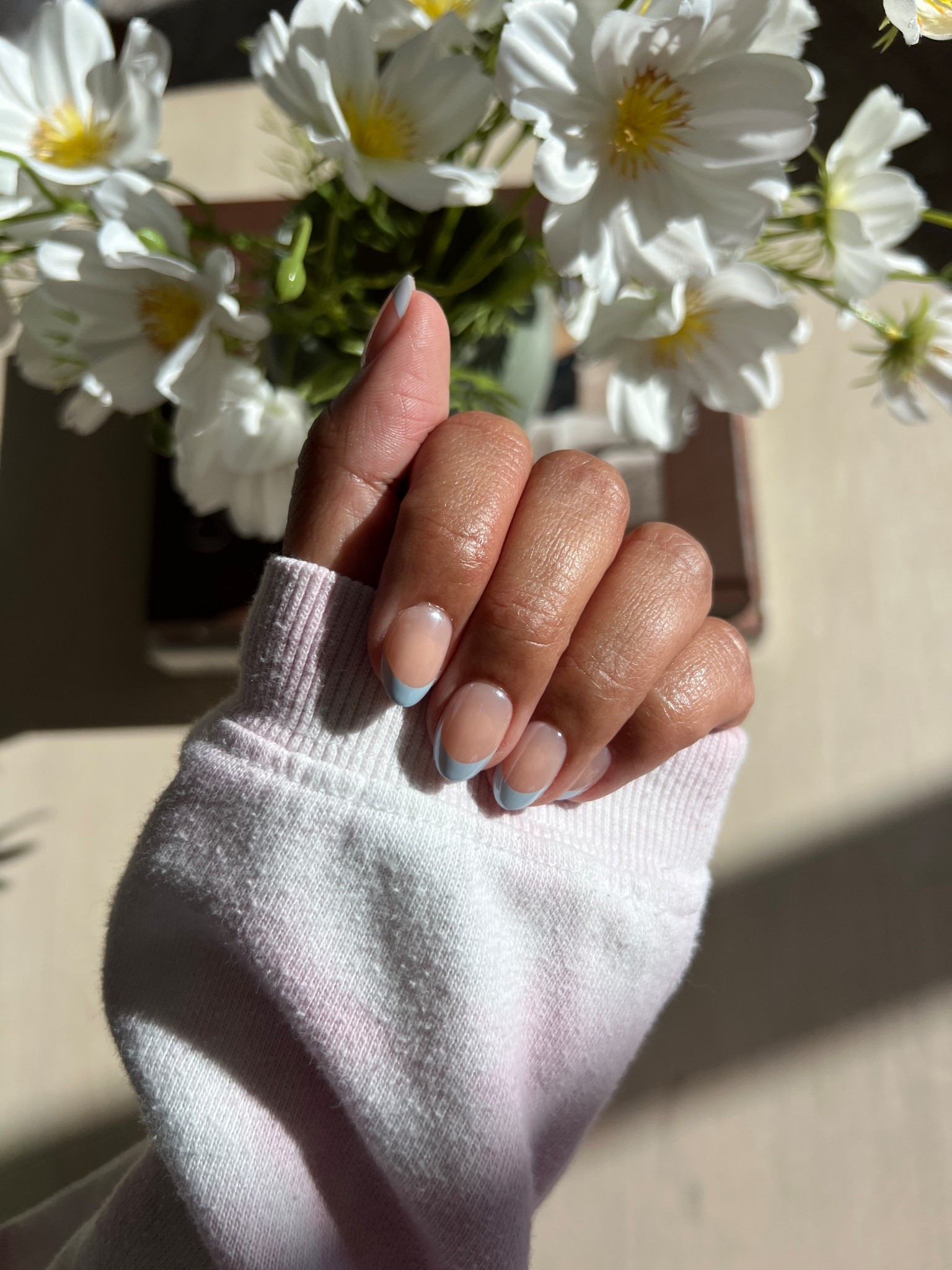 NEW from Glamnetic - Quick Press Mani 💅🏼 No glue needed 🙌🏽 I was able to put this set on in under 5 minutes.

#LTKBeauty