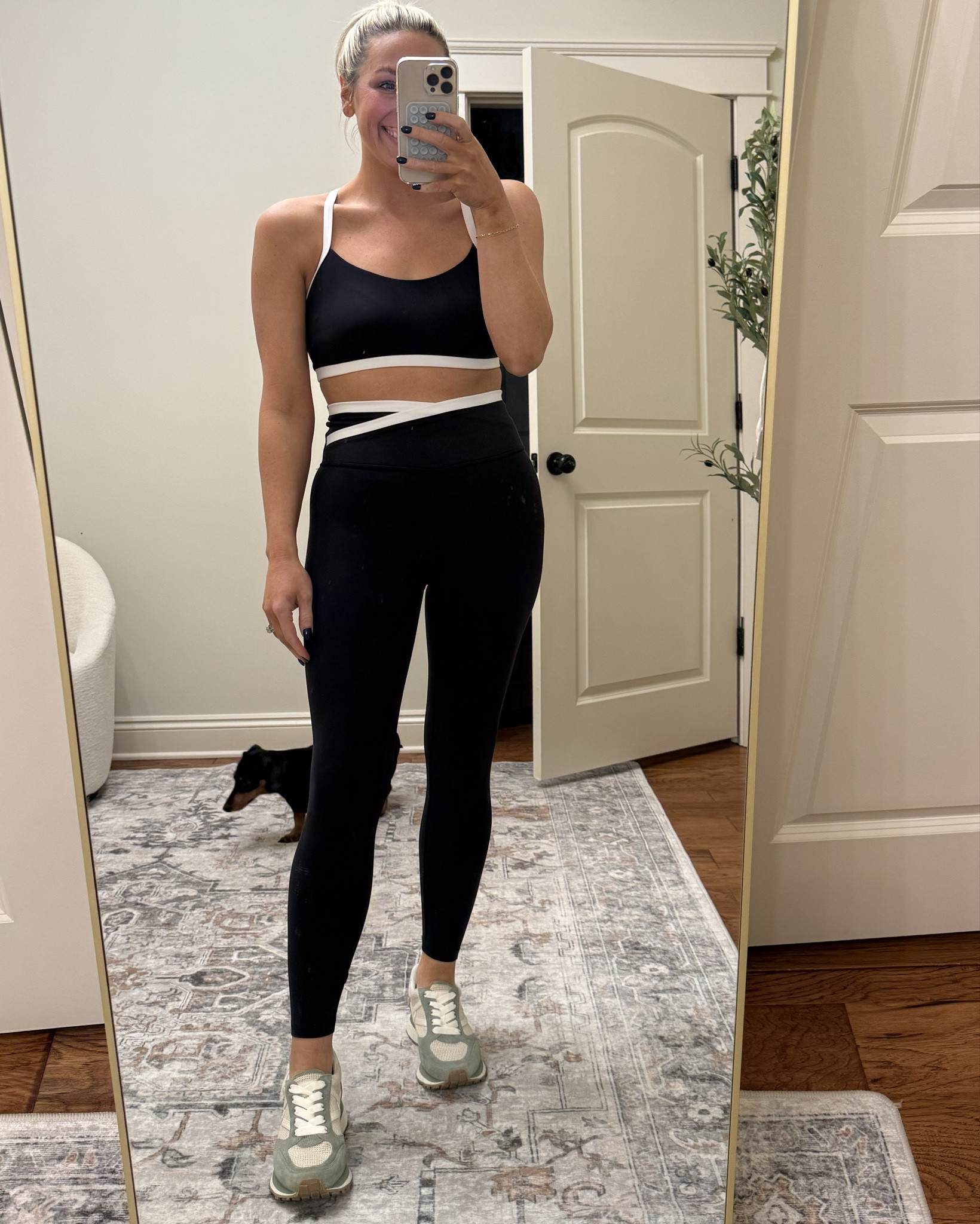 New Target activewear set! 10/10! I sized up to the M because they didn’t have a small in store and I’m impatient but I like the fit of it so size up if in between!! Such a great material!!! Also someone come tan my back 😂🤪

#LTKStyleTip #LTKActive #LTKFindsUnder50