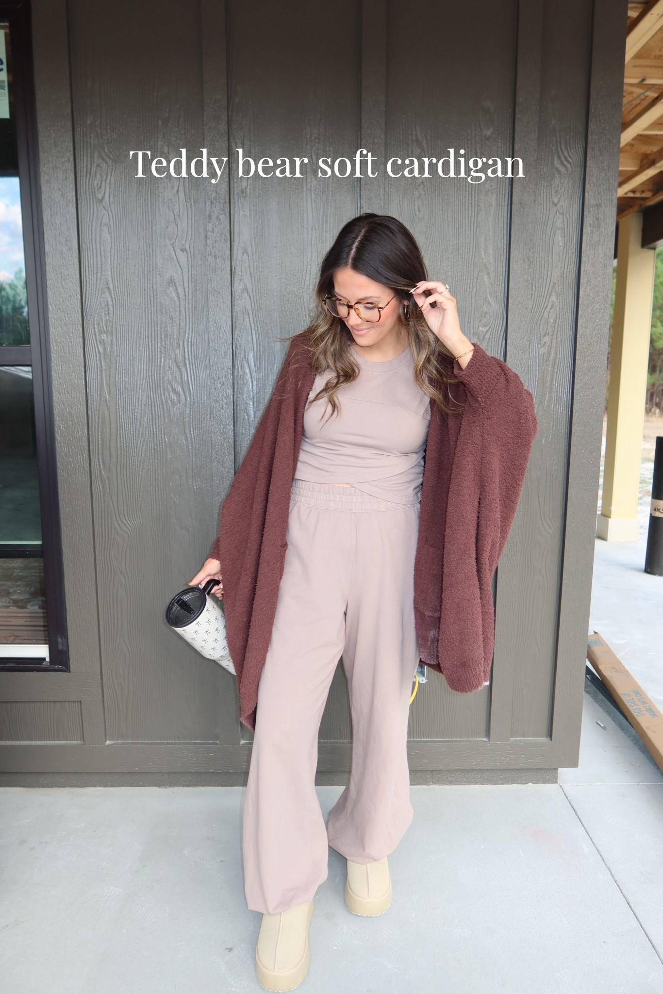Are we KIDDING this cardigan is like barefoot dreams but wearable 😍😍😍 also love this set! I linked the more affordable dupe too 😉 

#LTKootd #LTKdayinmylife #LTKgrwm