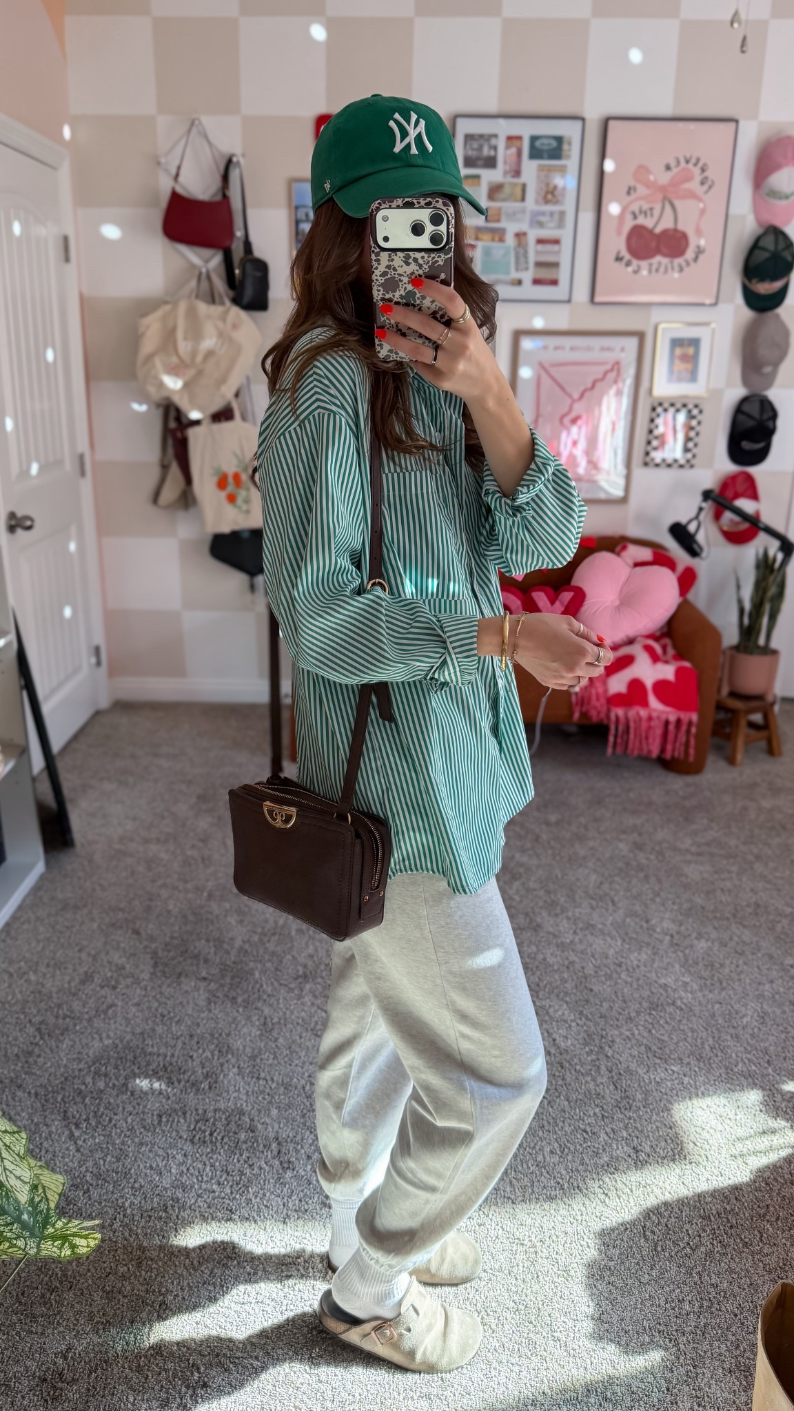 5’9” Wearing size medium top, small sweat pants! 

#LTKmomlife #LTKTall #LTKootd