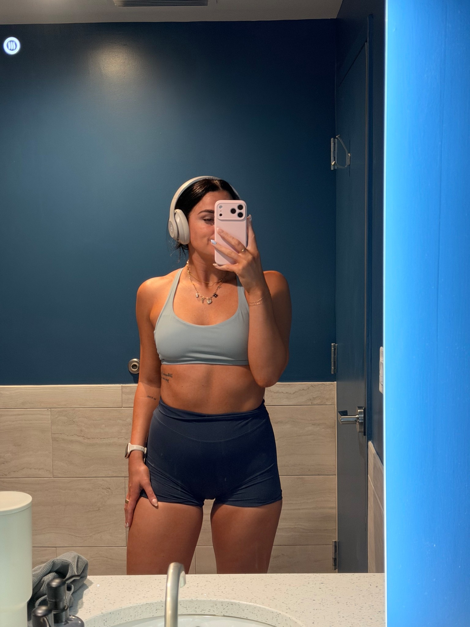 🩵💦👟

#LTKmorningroutine #LTKActive #LTKfitnessgoals