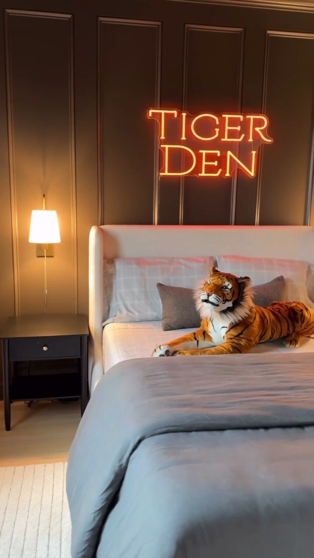 Charlie’s boys bedroom makeover! At first we were stumped when he asked for a tiger themed room but I think we nailed it with a design that can grow with him as his interests change!



#LTKmomlife #LTKKids #LTKHome