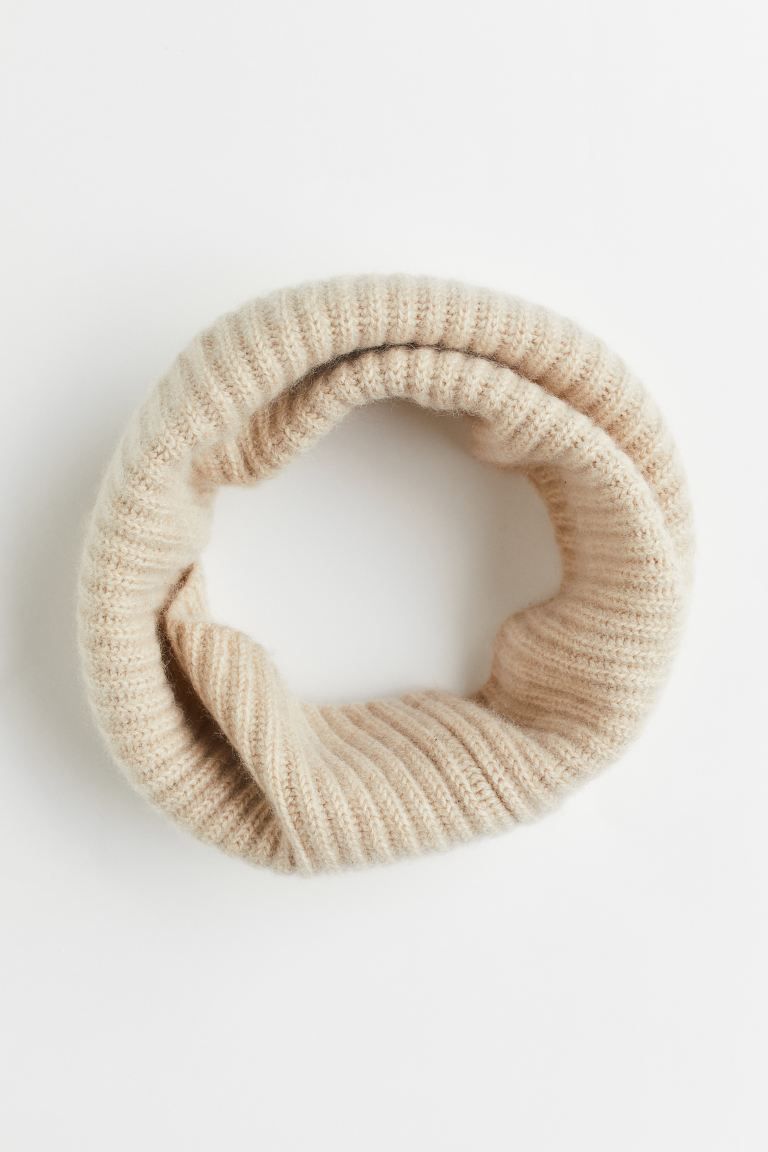 Cashmere tube scarf | H&M (UK, MY, IN, SG, PH, TW, HK)