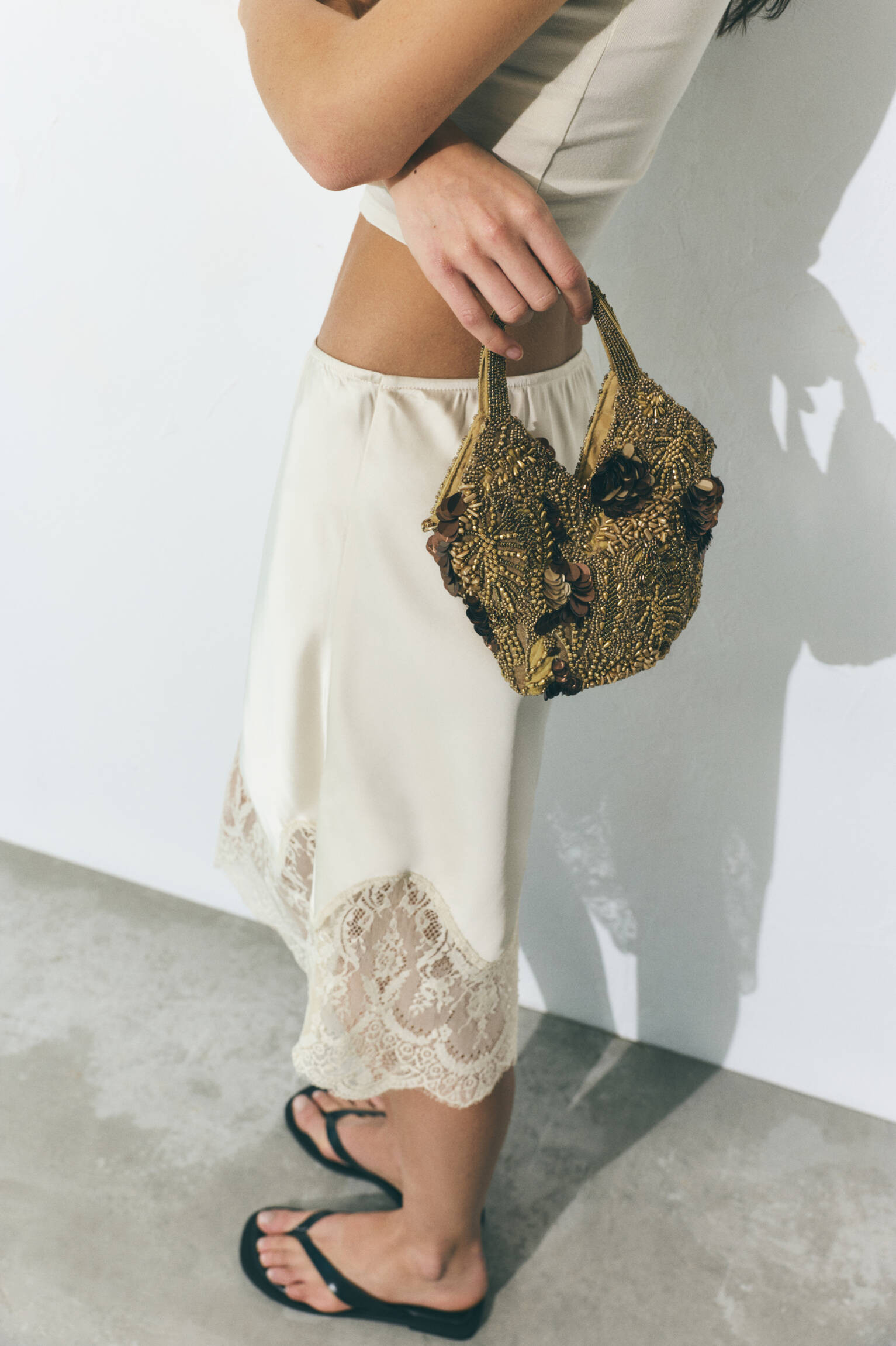 Beaded handbag - Pull&Bear United Kingdom | PULL and BEAR UK