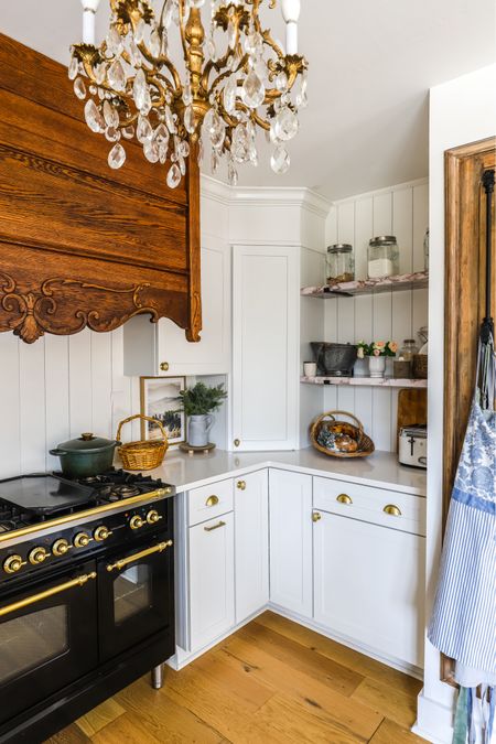 Vintage inspired kitchen decor: kitchen appliances, kitchen stove, kitchen hardware 

#LTKStyleTip #LTKHome #LTKSaleAlert