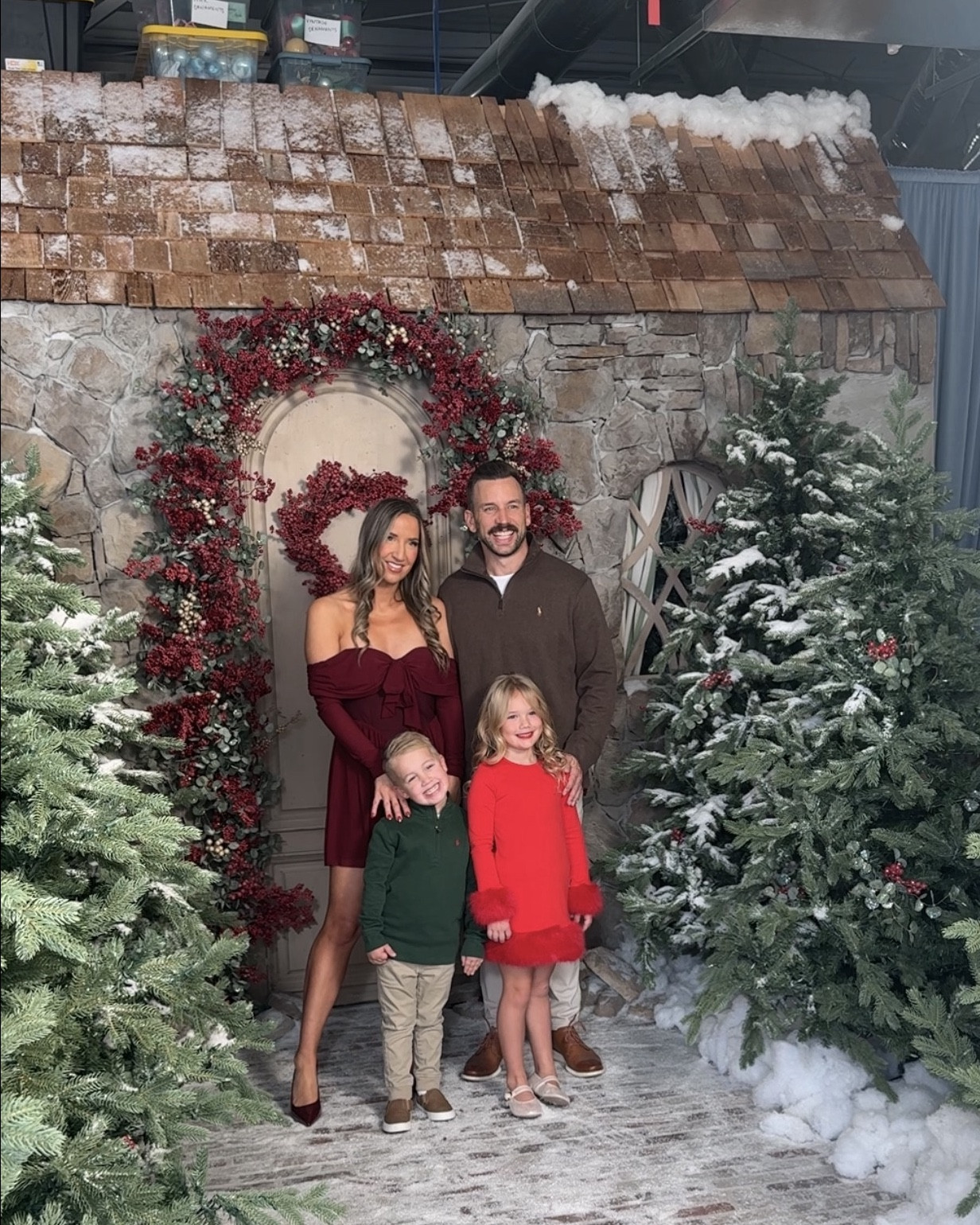 Christmas family photo outfits! 

#LTKHoliday #LTKKids #LTKFamily