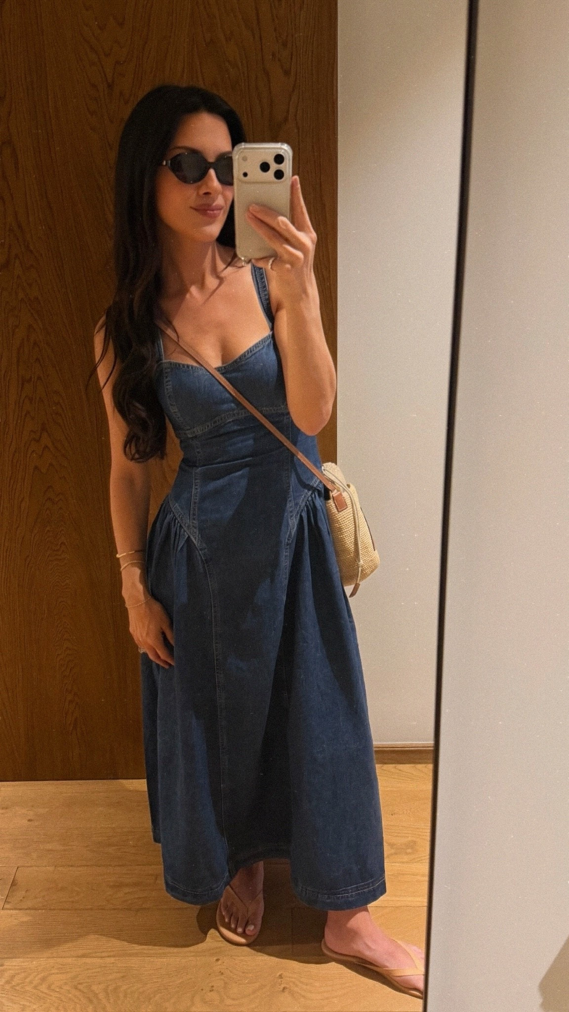 The perfect little summer dress from H&M wearing a size XS.