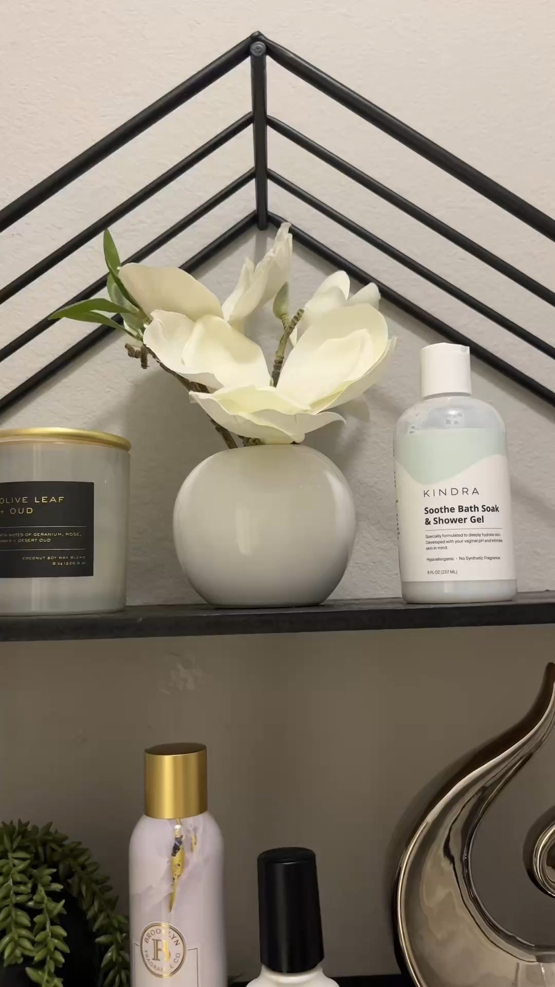 The @ourkindra daily lotion you didn’t know you needed. Once you try it and all the other goodies for your goodie, you’ll never be without it; thank me later! Signed, dedicated subscriber! 😉

#LTKselfcare #LTKOver40 #LTKBeauty