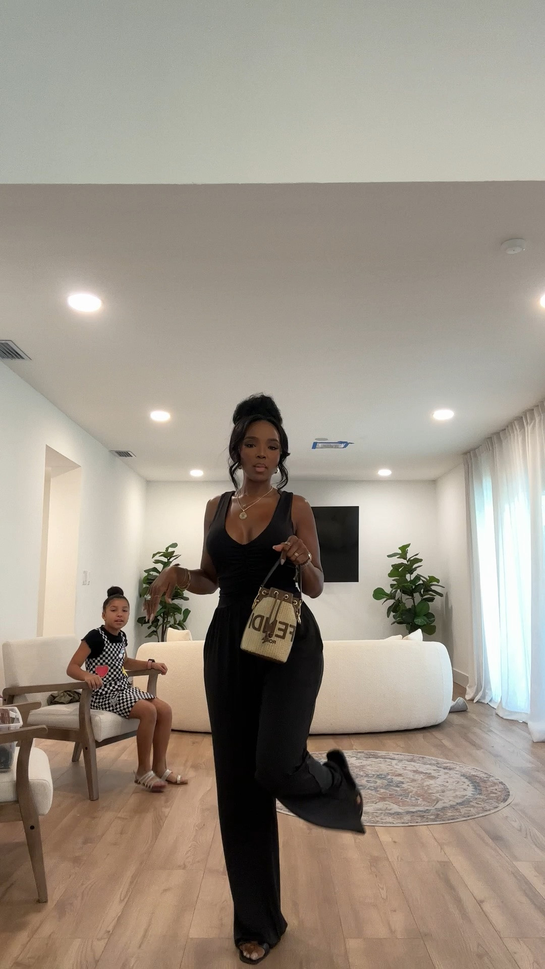 Hi Babes!

A black one-piece is always the answer 🤍🖤

This jumpsuit is flattering, comfortable, and one of those pieces you can throw on and instantly look put together. I paired it with neutral accessories for that effortless elevated look, but you could easily dress it up with heels for date night too.

Where to wear this:
• Dinner with friends
• Date night
• Vacation nights
• Concerts
• Weekend errands

Undergarments: Seamless nude underwear and nipple covers recommended (linked).

Everything is linked below!

xx Kira | IG: KirasFashionFinds

34D - 27 - 40 • Size Small or 4