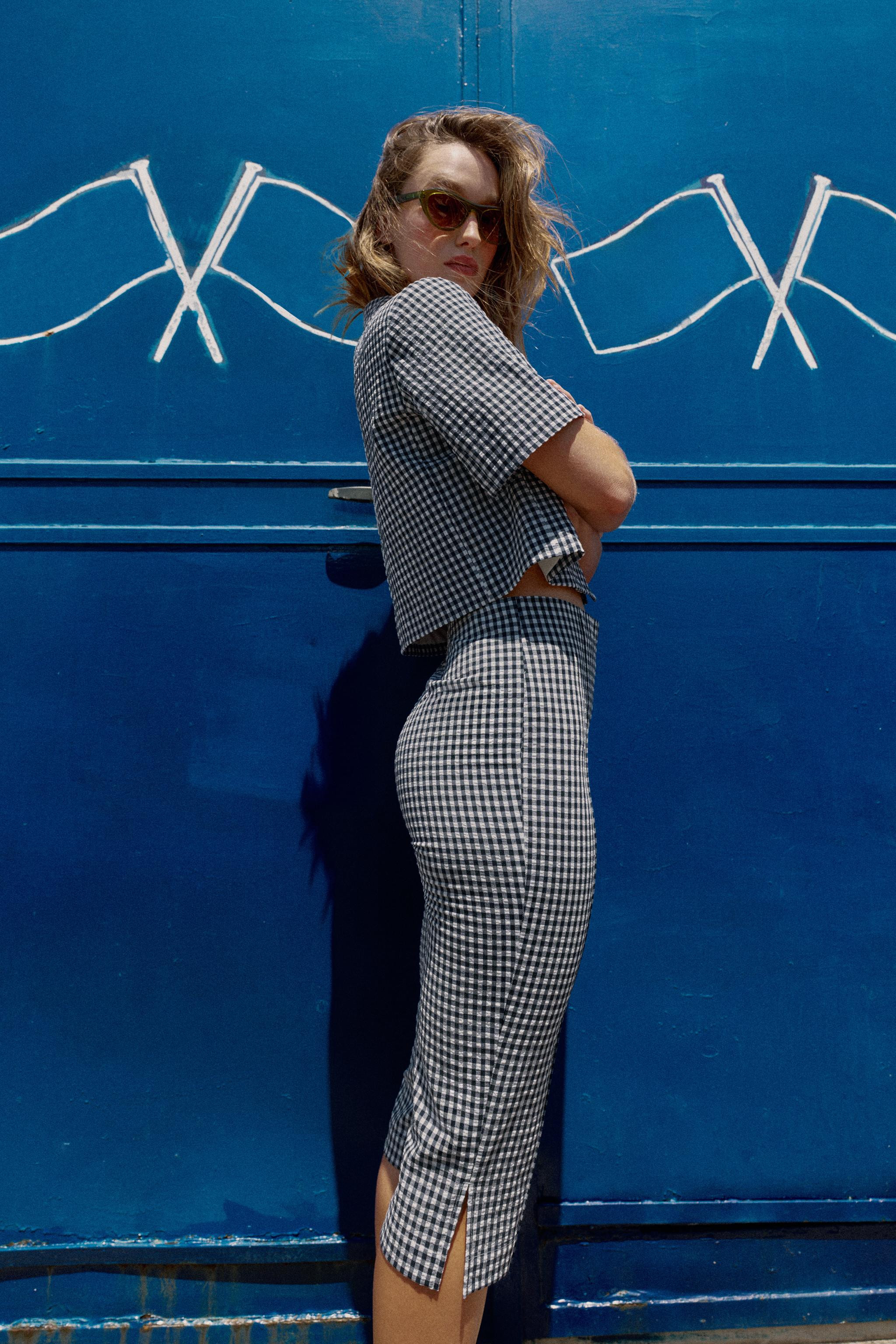 GINGHAM CHECK CAPRI TROUSERS | Zara UK