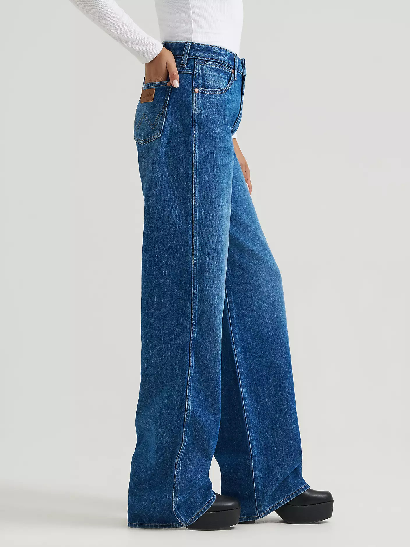 Women's Relaxed Joey Jean | Wrangler