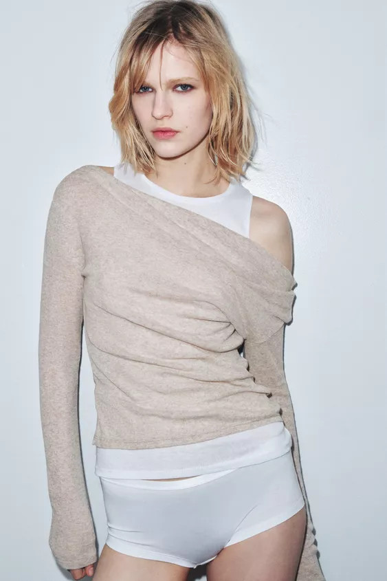 ASYMMETRIC LAYERED EFFECT T-SHIRT | Zara US