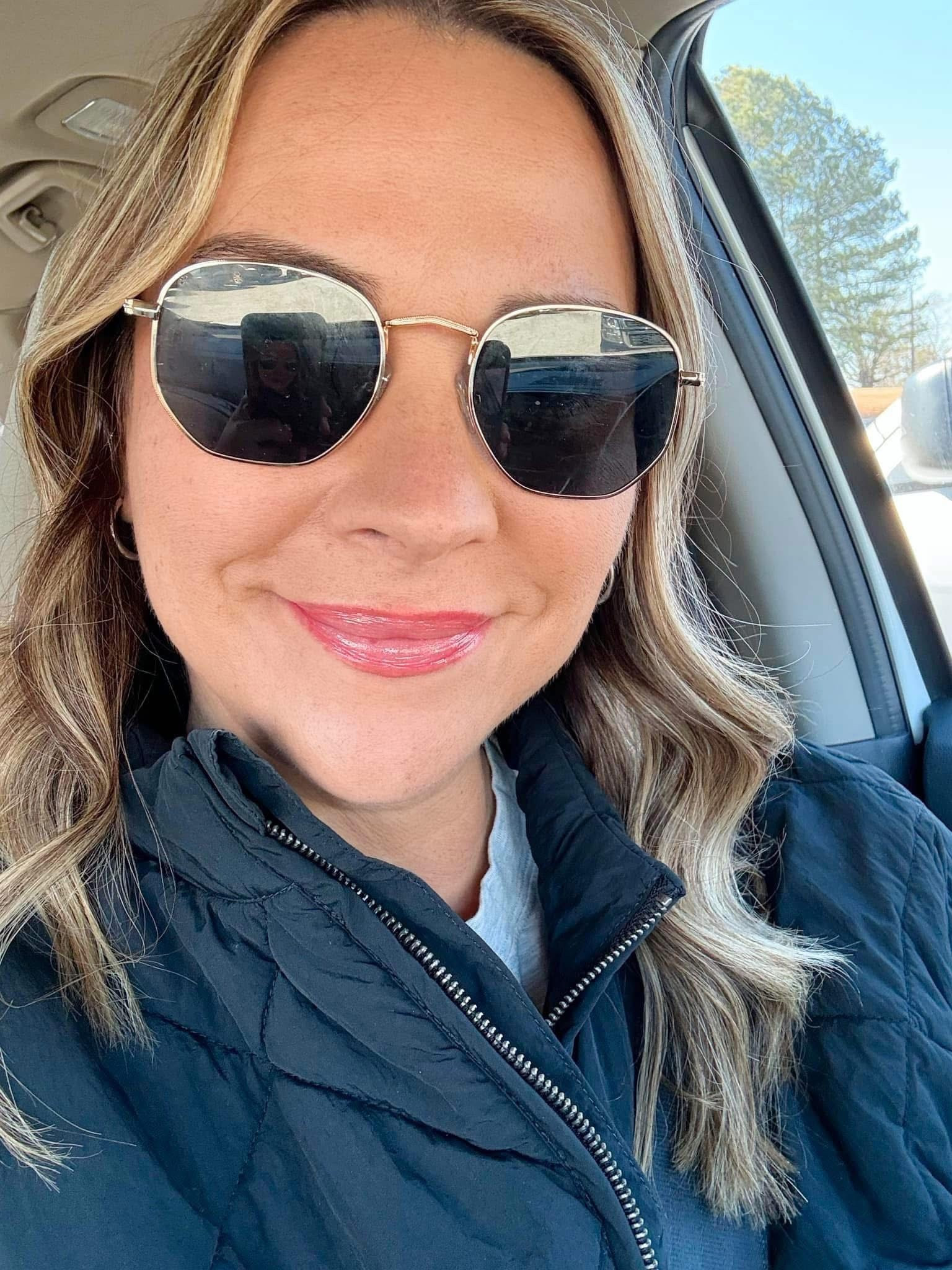 🚨 #PrimeDay Score! 🚨
☀️ I’ve had these sunglasses for over a year and they’ve stayed in such good shape 👌🏻 Highly recommend ⭐️⭐️⭐️⭐️⭐️ 
L l N KE D ⤵️

#LTKSaleAlert #LTKFindsUnder50