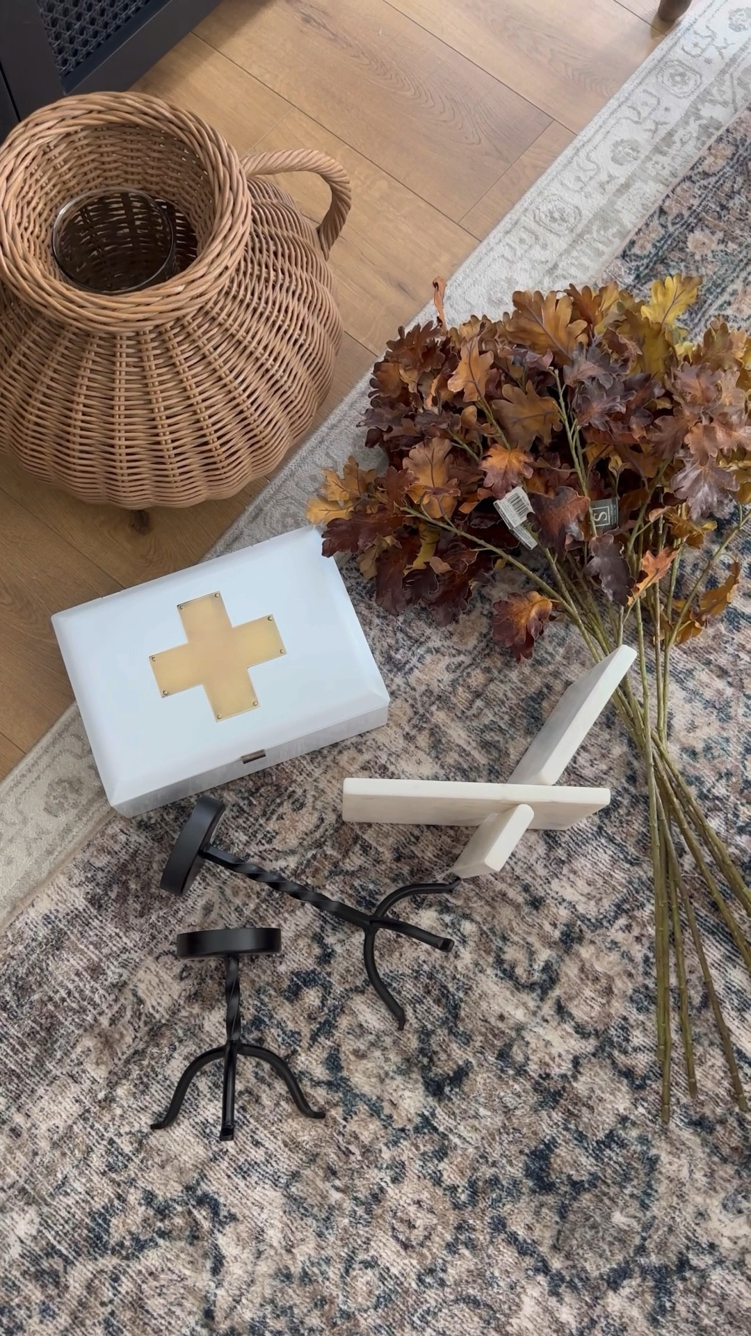 Unboxing time!! Shop my recent buys most on sale right now for Labor Day!! 

#LTKhome #LTKFind #LTKsalealert